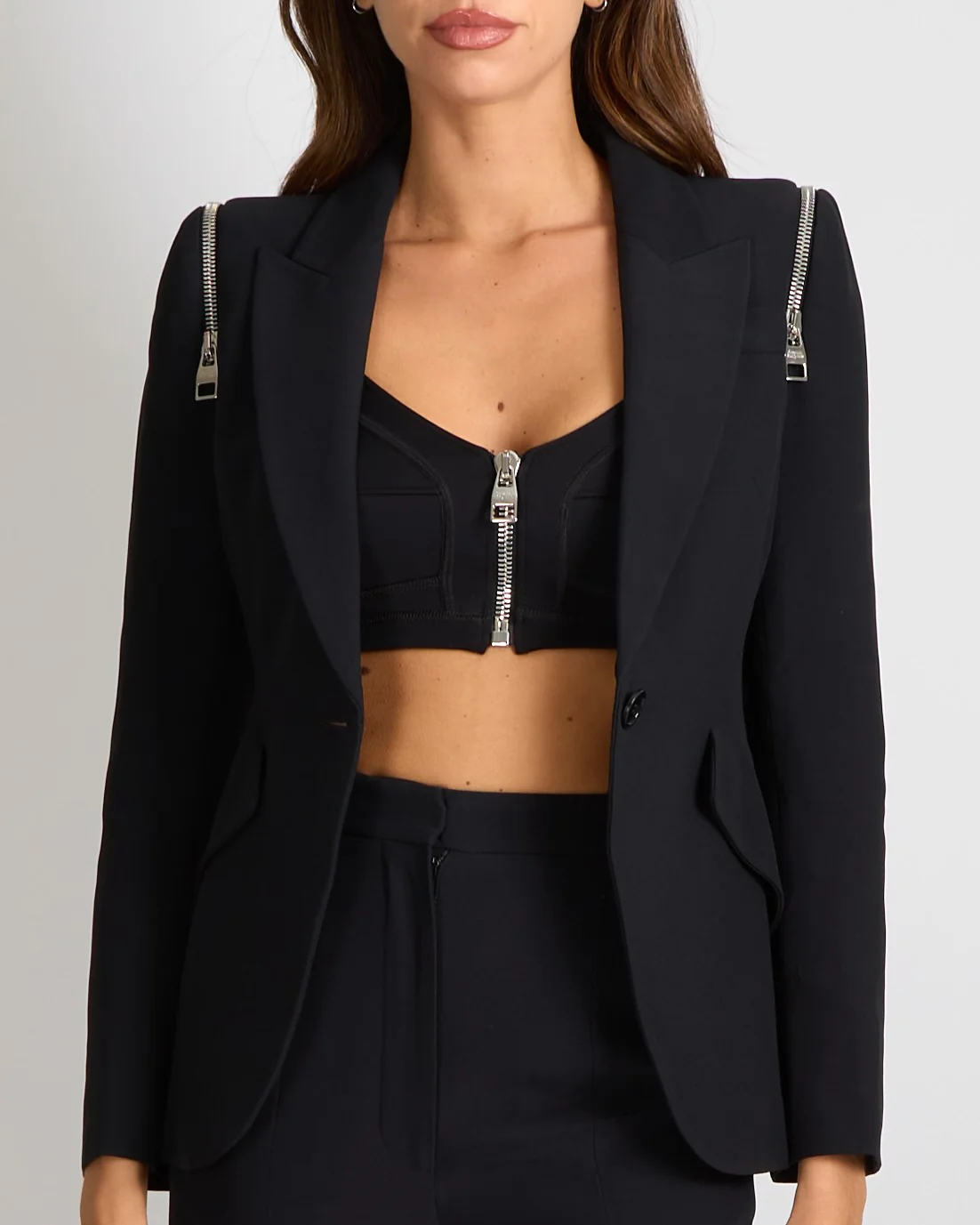 Alexander McQueen Black Blazer with Silver Zipper Shoulder Details Size IT 36 (UK 4) - Image 4