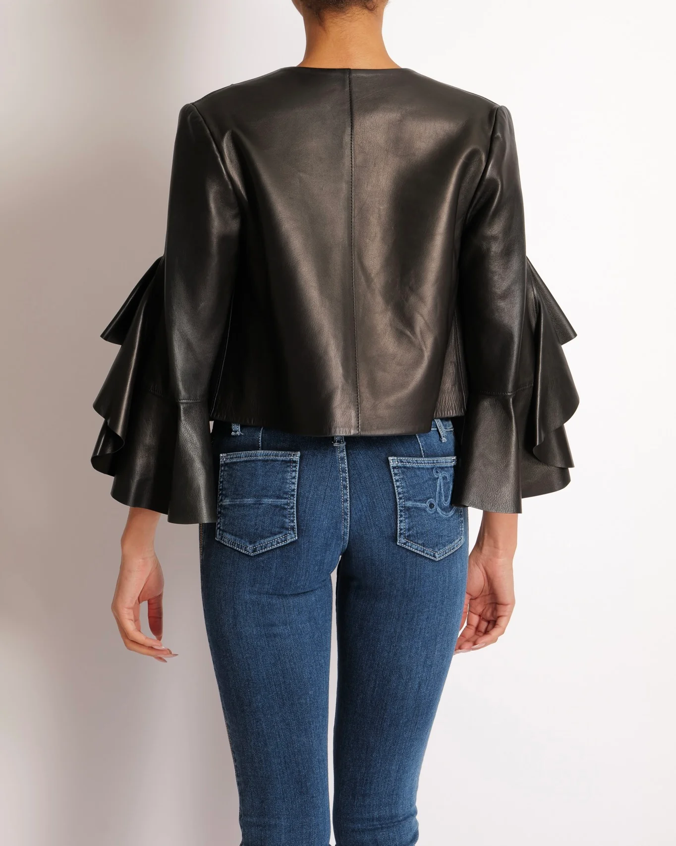 Alexander McQueen Black Leather Cropped Jacket with Ruffled Sleeves Size IT 40 (UK 8)RRP1800£ - Image 2