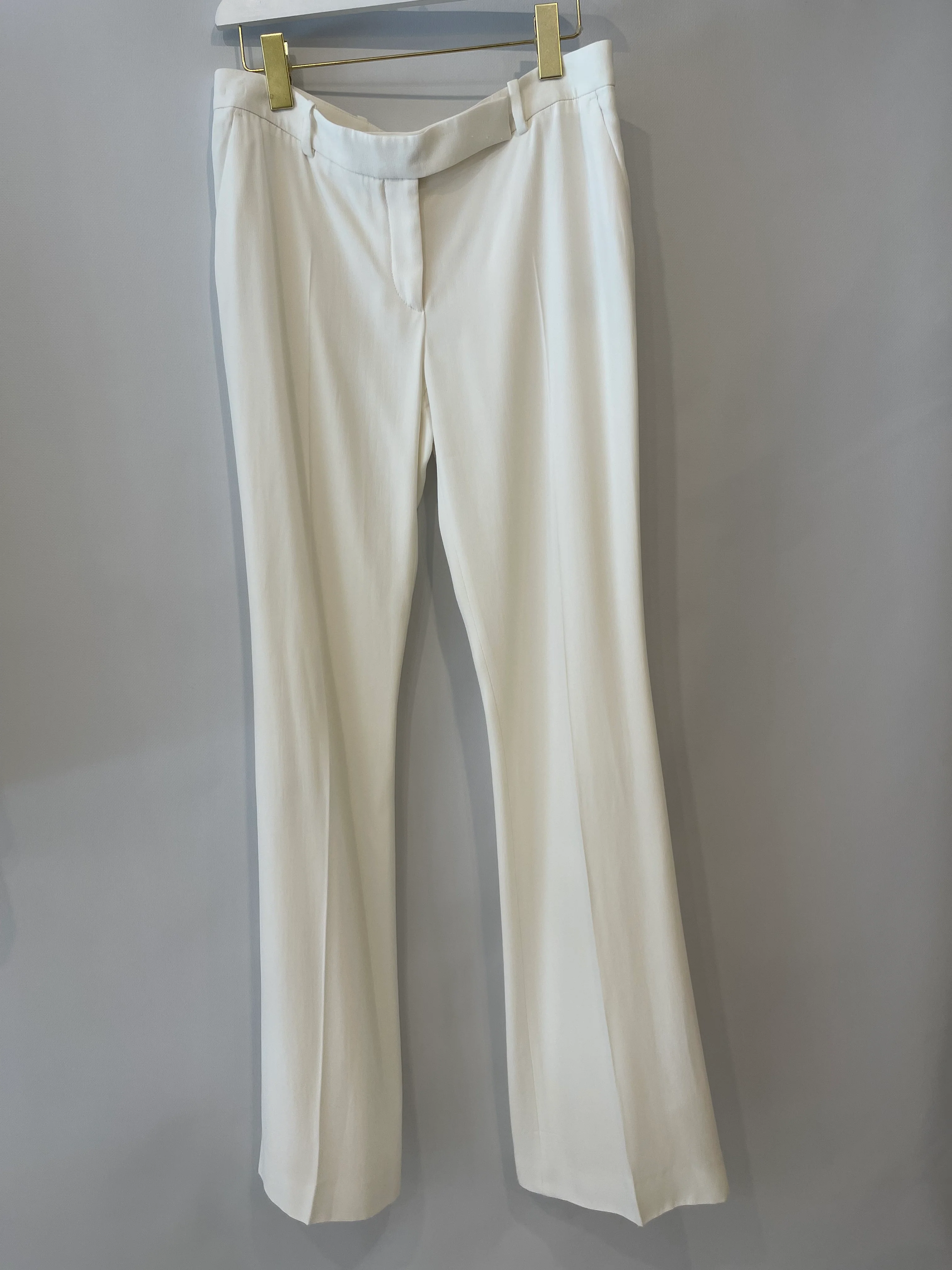 Alexander McQueen White Blazer Jacket and Matching Trousers Set with White Button Details Size IT 42/44 (UK 10/12) - Image 20