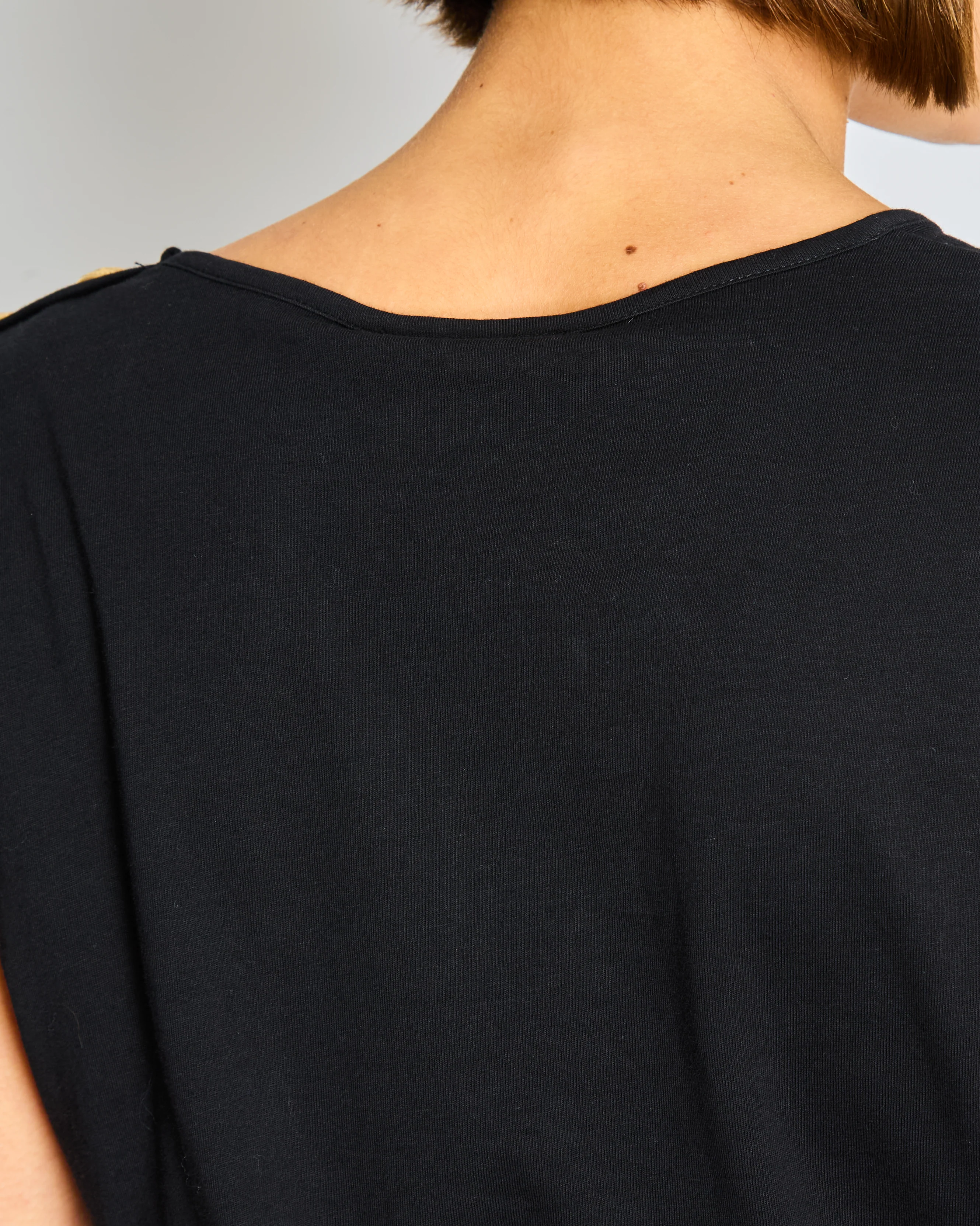 Balmain Black Cotton T-Shirt with Gold Buttons Size FR 36 (UK 8) - Image 4