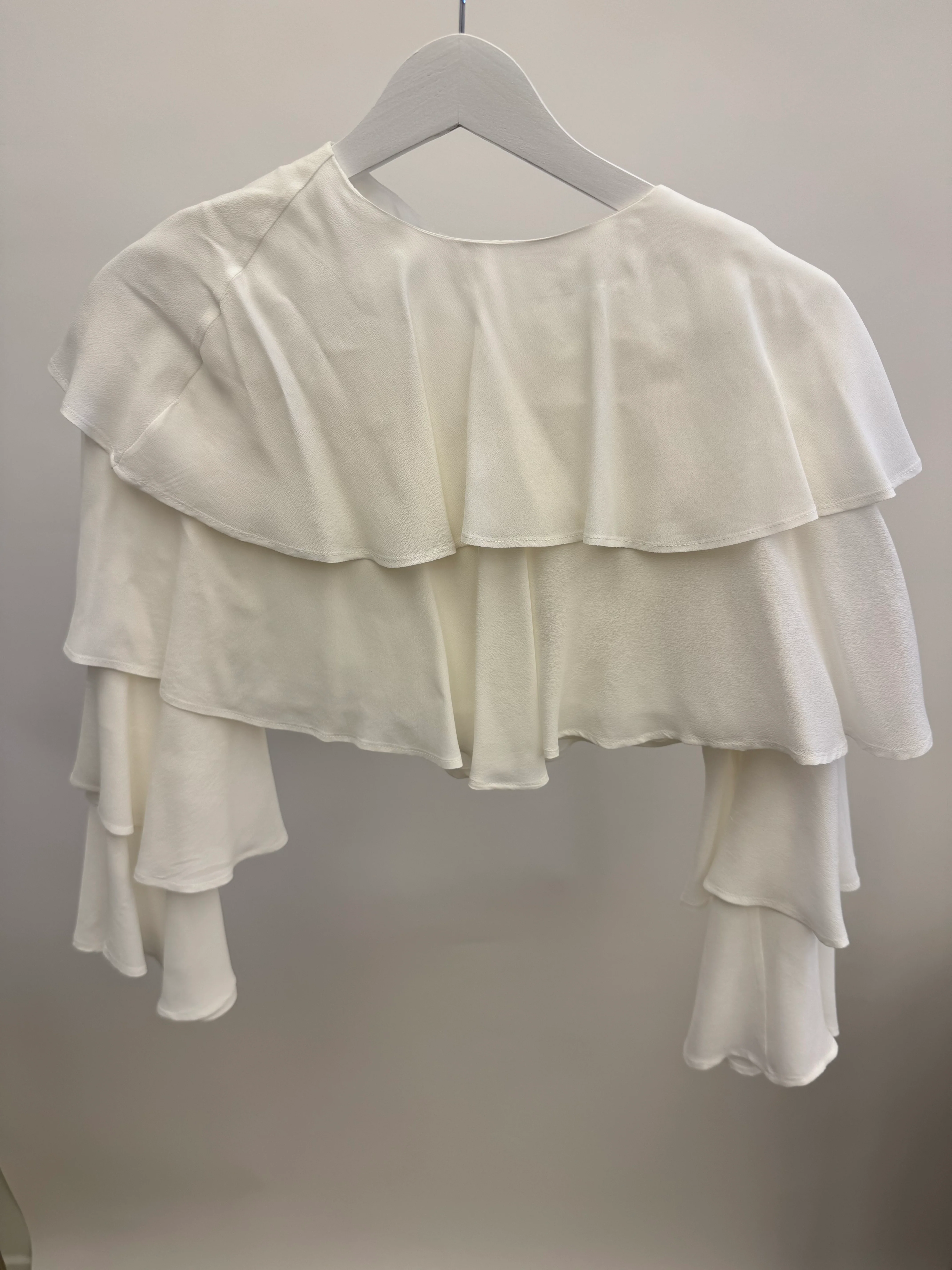 Balmain Kids White Cropped Ruffle Silk Top with Silver Buttons Size 10 years - Image 3