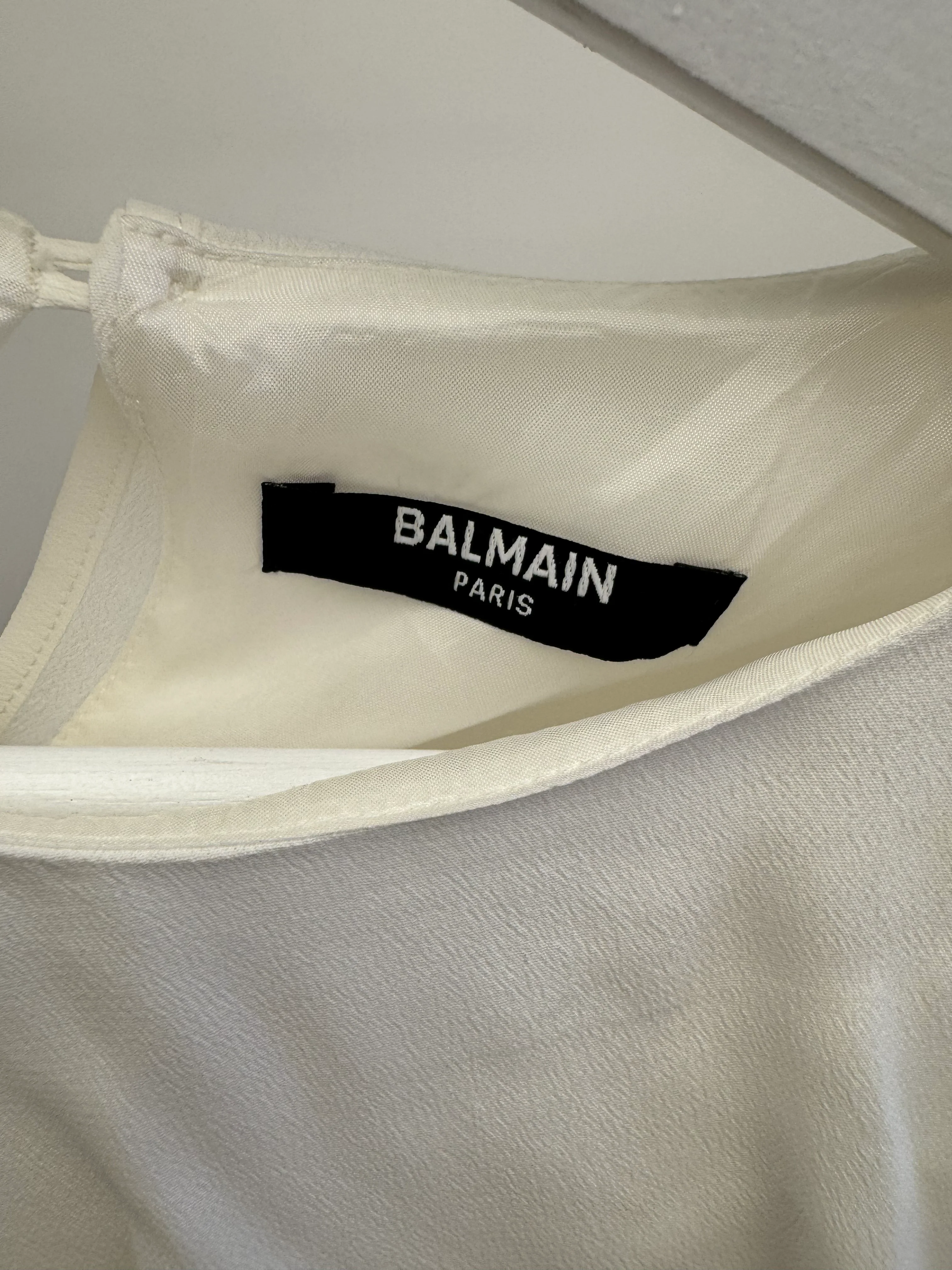 Balmain Kids White Cropped Ruffle Silk Top with Silver Buttons Size 10 years - Image 4
