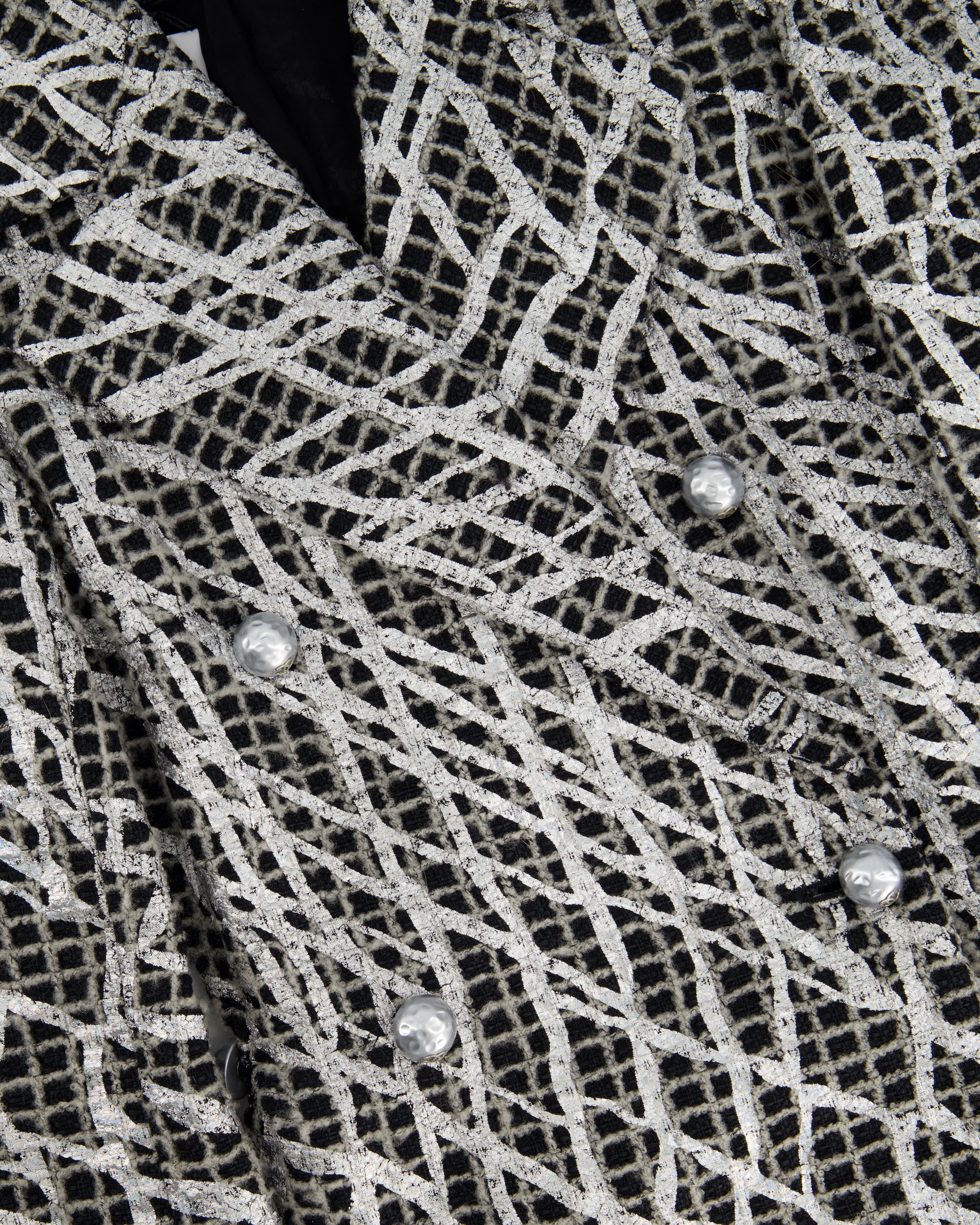 Chanel Spring 2012 Black & White Checked Tweed Backless Jacket with Silver Screen Print and Pearl Belt at the Back Size FR 34 (UK 4) - Image 14