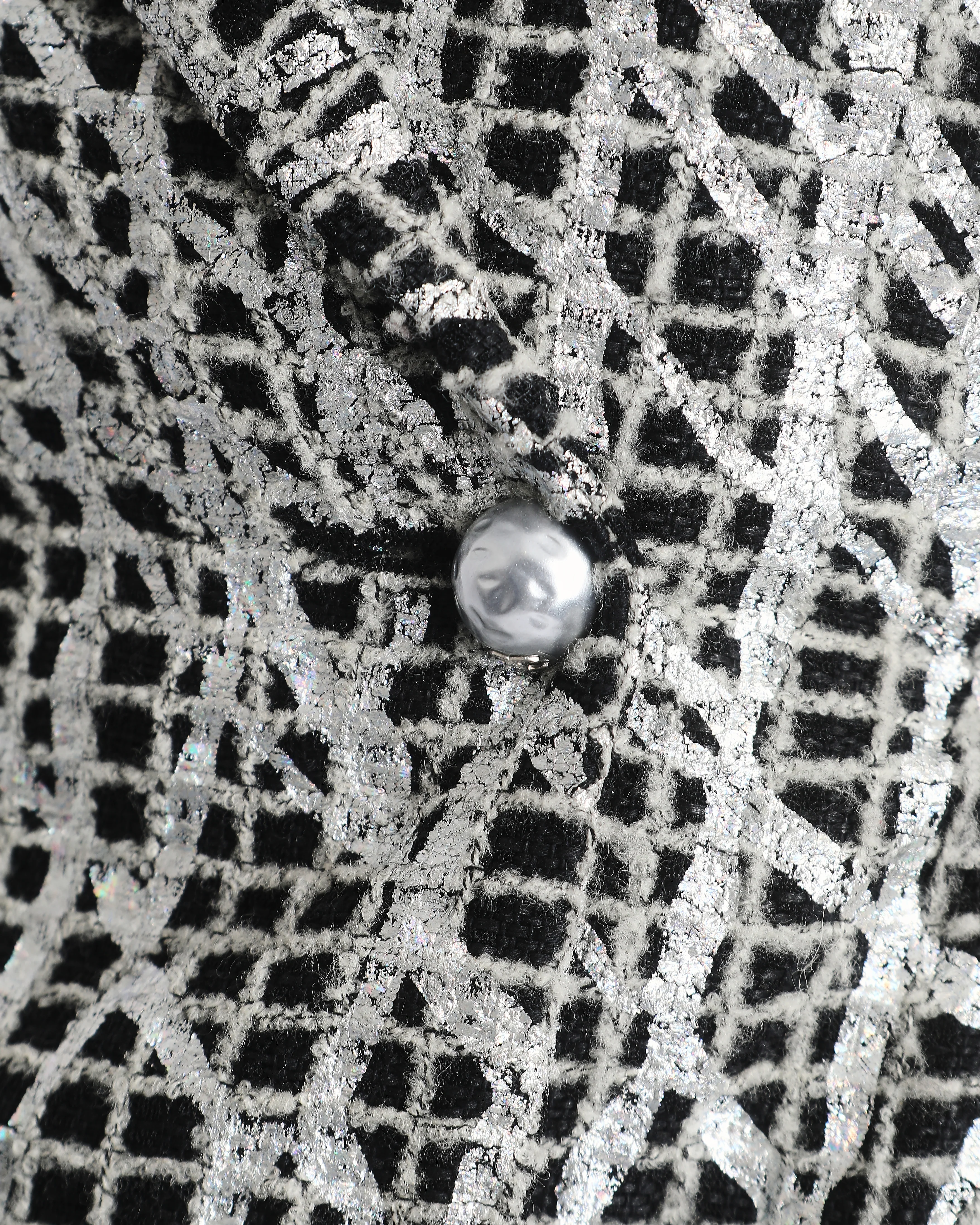 Chanel Spring 2012 Black & White Checked Tweed Backless Jacket with Silver Screen Print and Pearl Belt at the Back Size FR 34 (UK 4) - Image 6