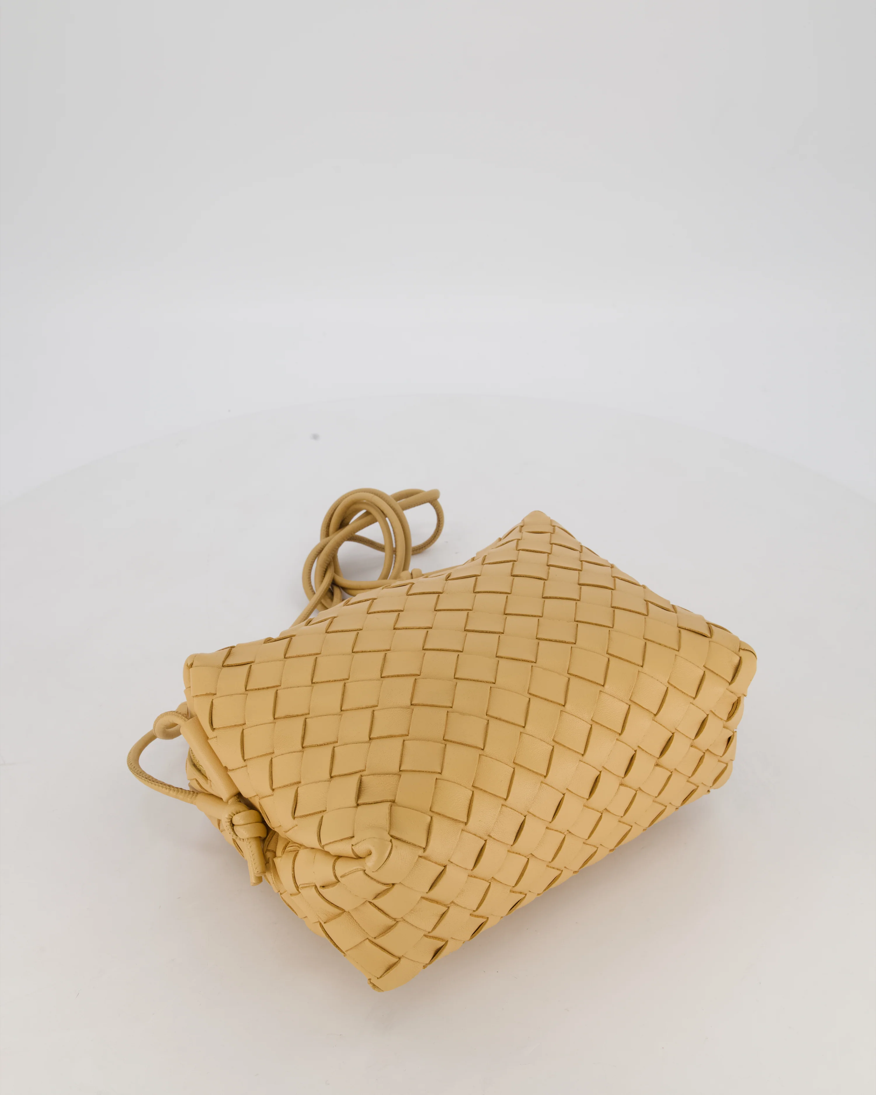 Bottega Veneta Beige Medium Loop Intrecciato Camera Bag in Lambskin Leather - Image 17