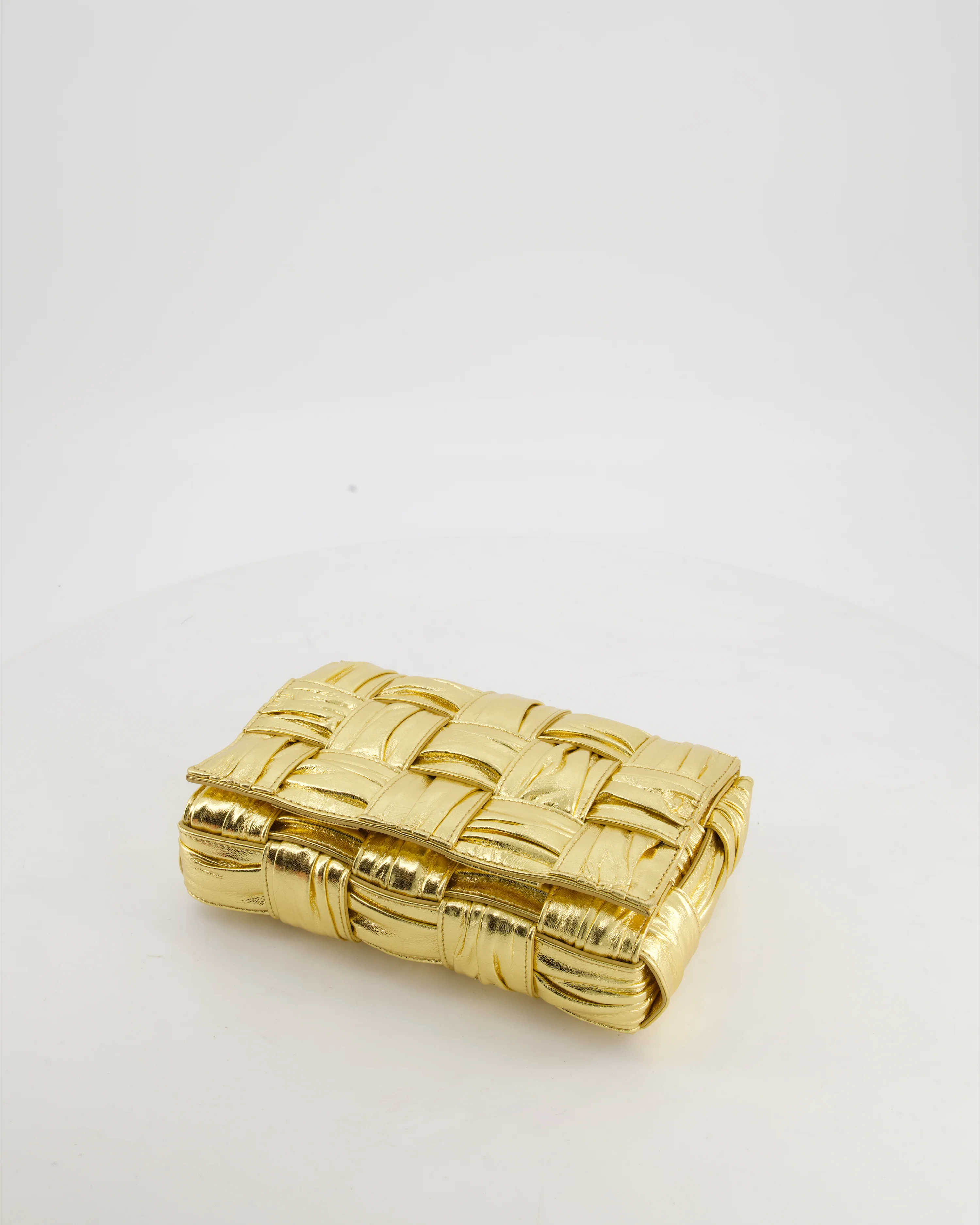 Bottega Veneta Cassette Padded Bag in Gold Metallic Calfskin Leather with Gold Hardware - Image 19