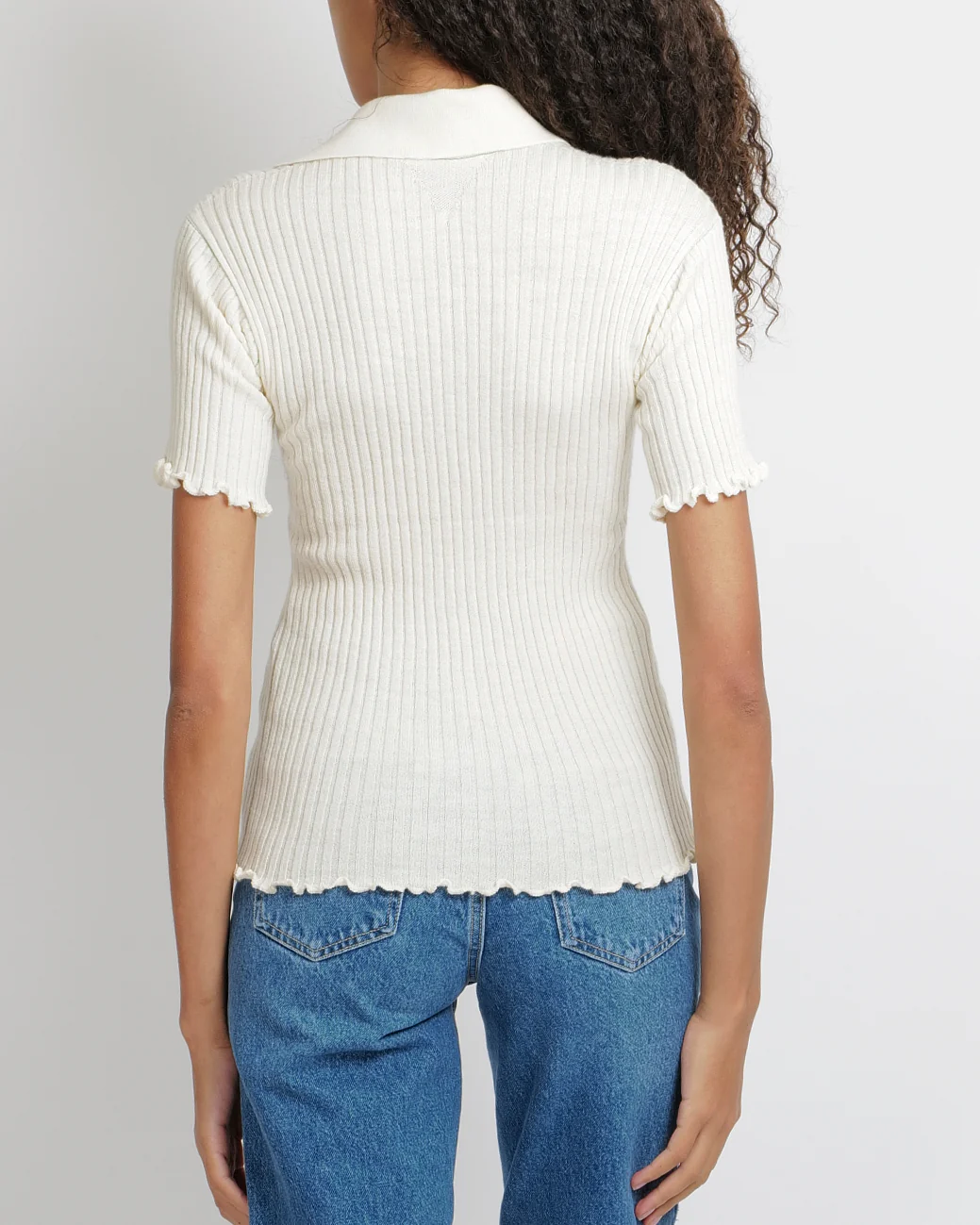 Bottega Veneta Cream Wool Ribbed Polo with Green Details and Frilled Hems with Heart Button Detail Size M (UK 10) RRP £890 - Image 3