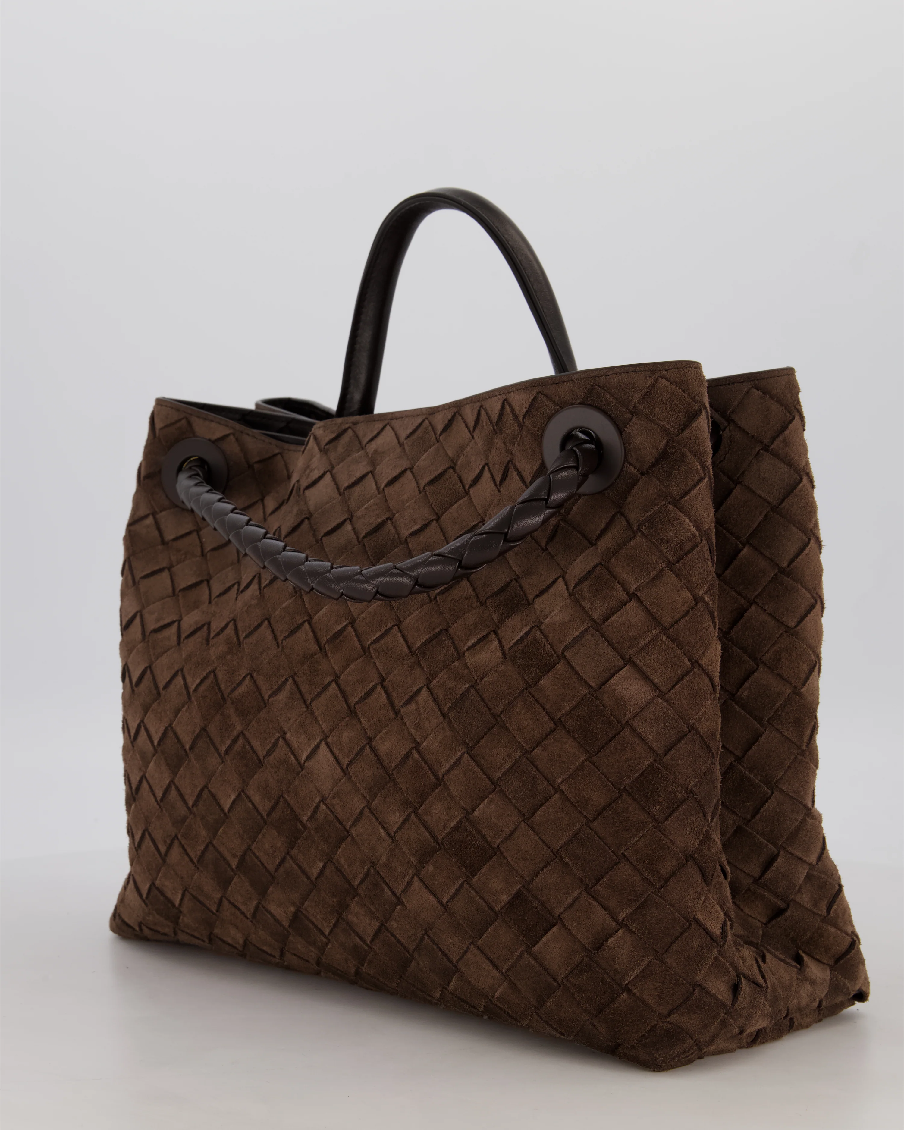 Bottega Veneta Medium Andiamo Bag in Fondant Intrecciato Suede Leather with Gold Hardware RRP £4,250 - Image 4
