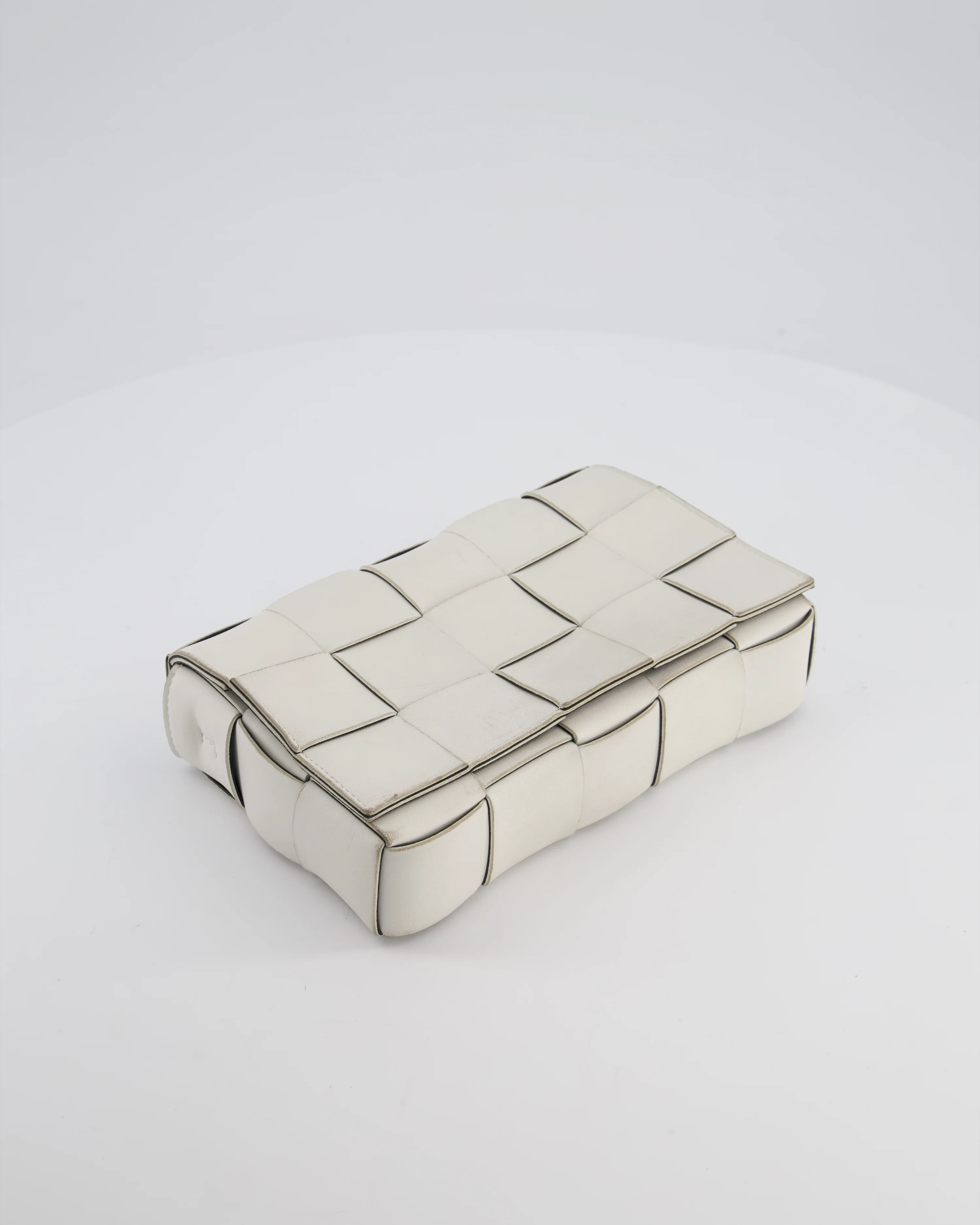 Bottega Veneta Off White Small Cassette Intrecciato Leather Bag RRP £1,970 - Image 17