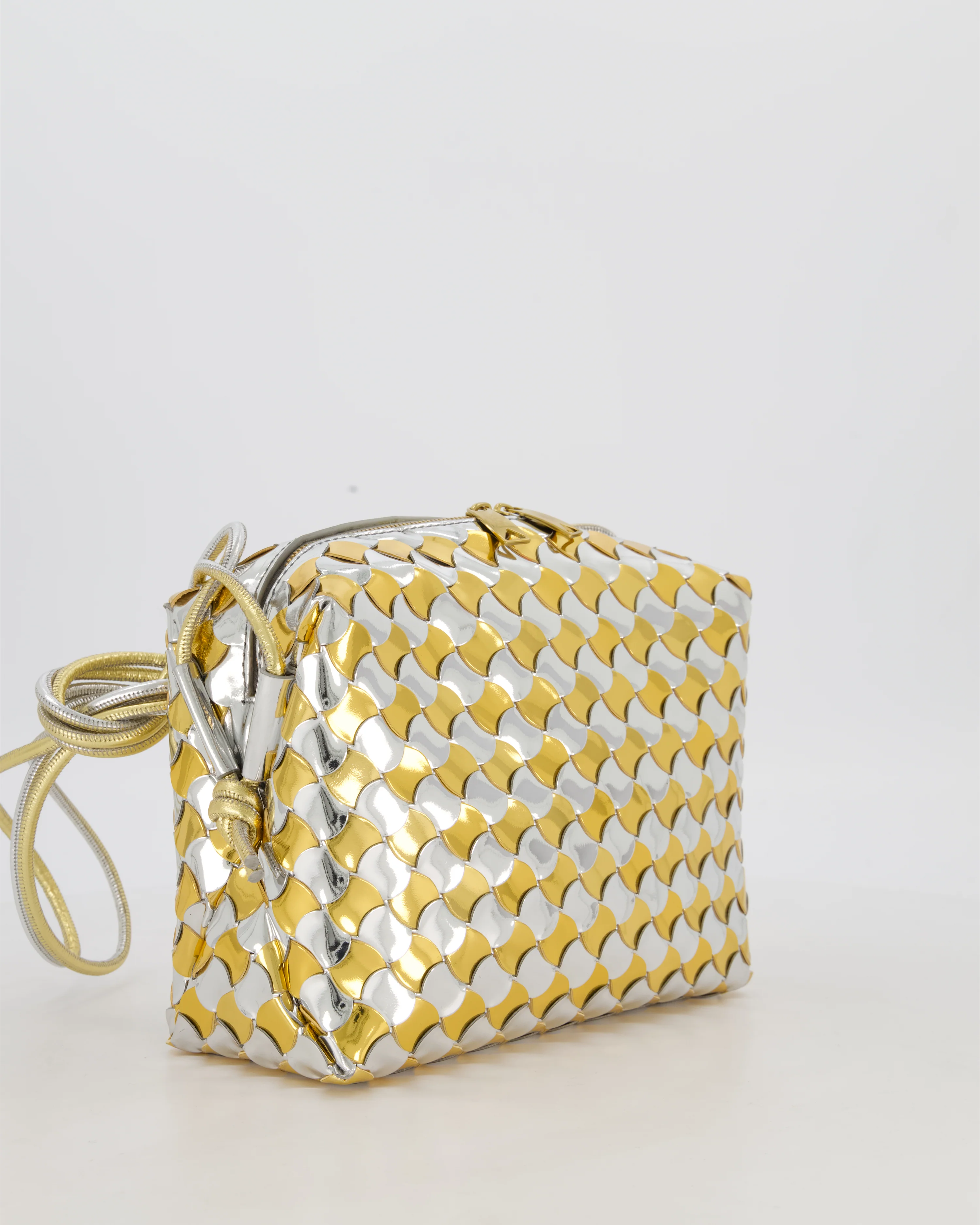 Bottega Veneta Silver & Gold Metallic Medium Loop Intrecciato Camera Bag in Patent Leather with Gold Hardware - Image 3