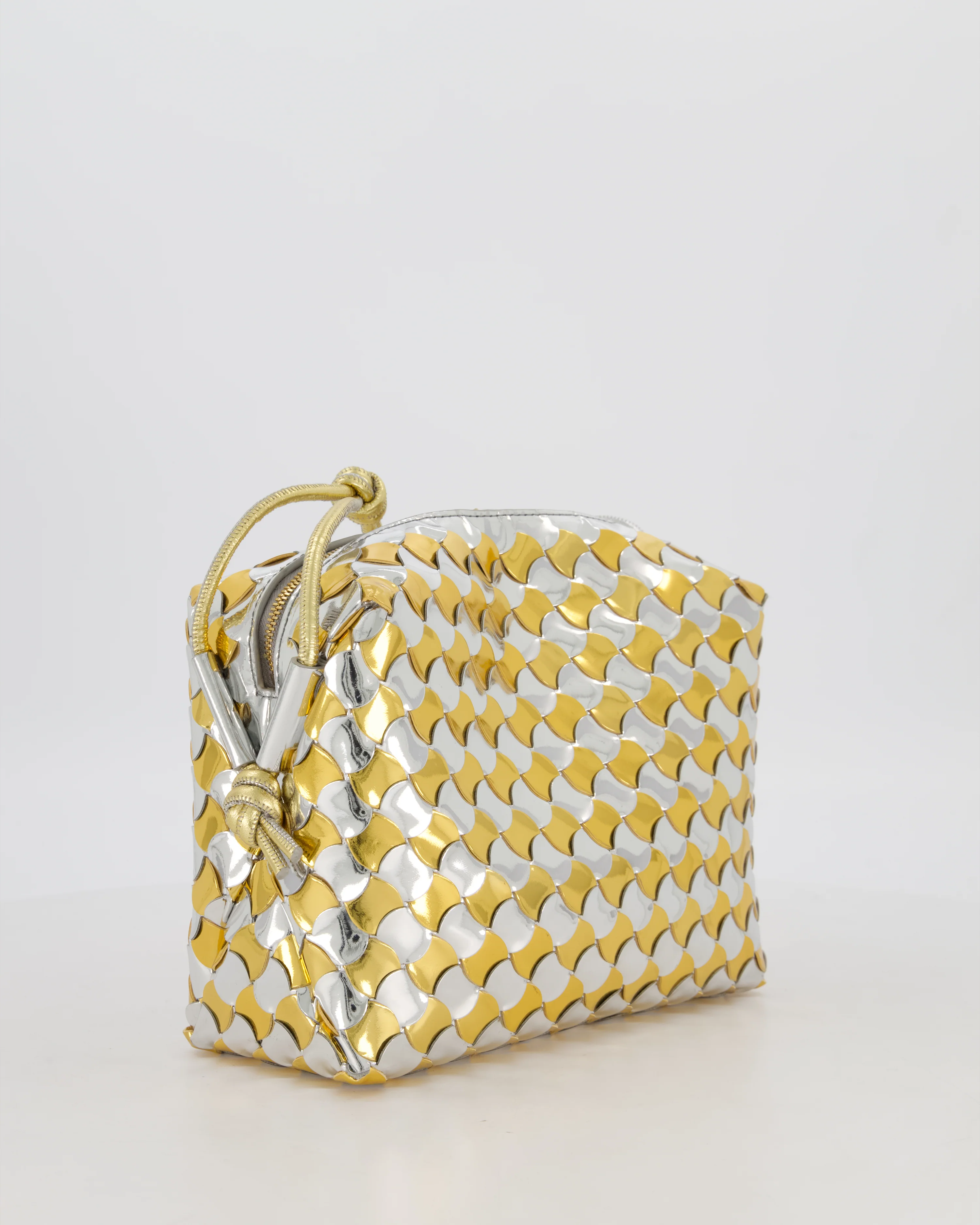 Bottega Veneta Silver & Gold Metallic Medium Loop Intrecciato Camera Bag in Patent Leather with Gold Hardware - Image 7