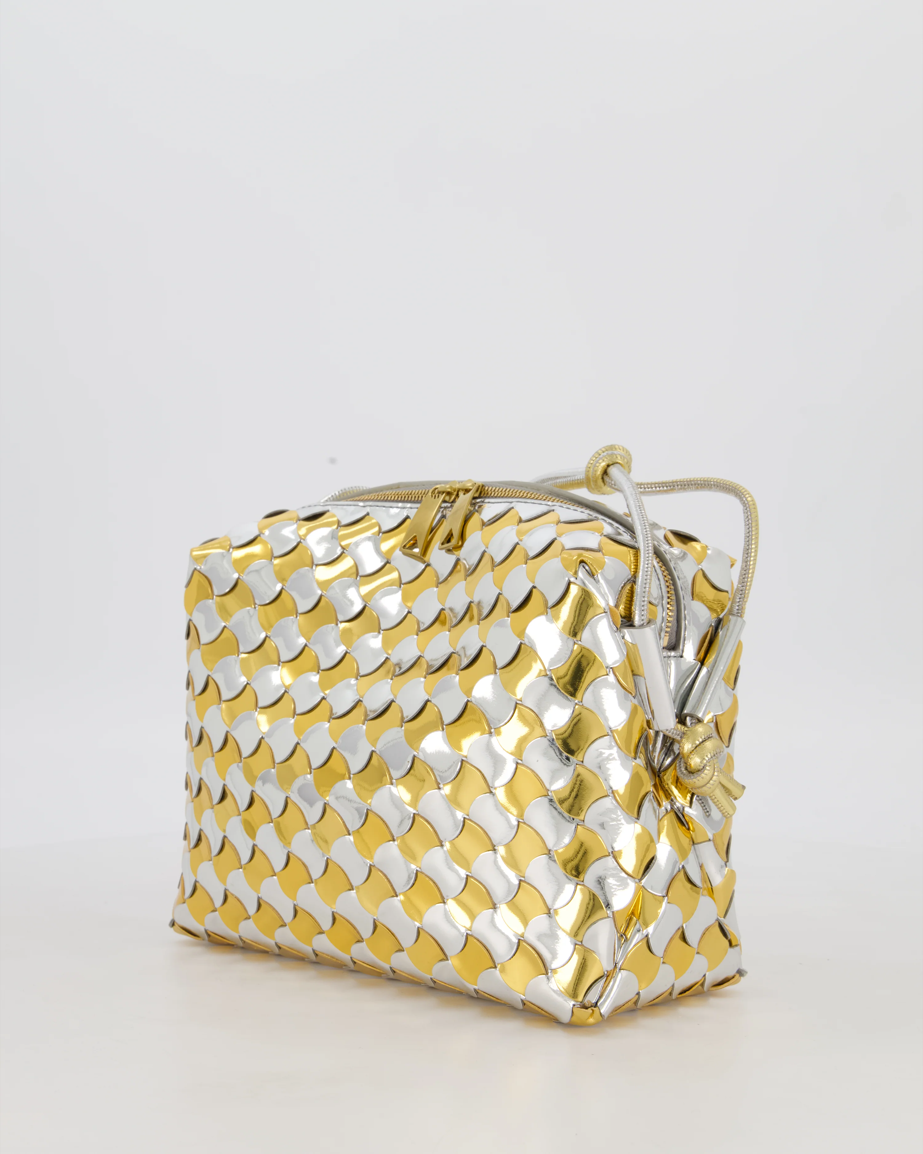 Bottega Veneta Silver & Gold Metallic Medium Loop Intrecciato Camera Bag in Patent Leather with Gold Hardware - Image 9