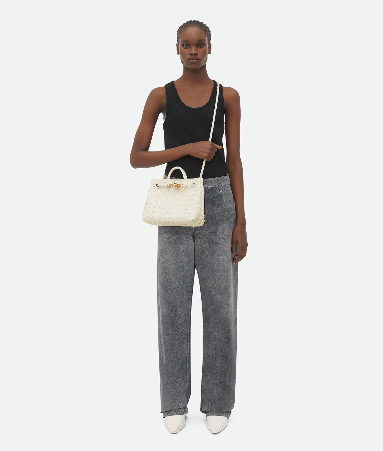 Bottega Veneta Small Andiamo Bag in Sea Salt Intrecciato Leather with Gold Hardware RRP £3,460 - Image 5
