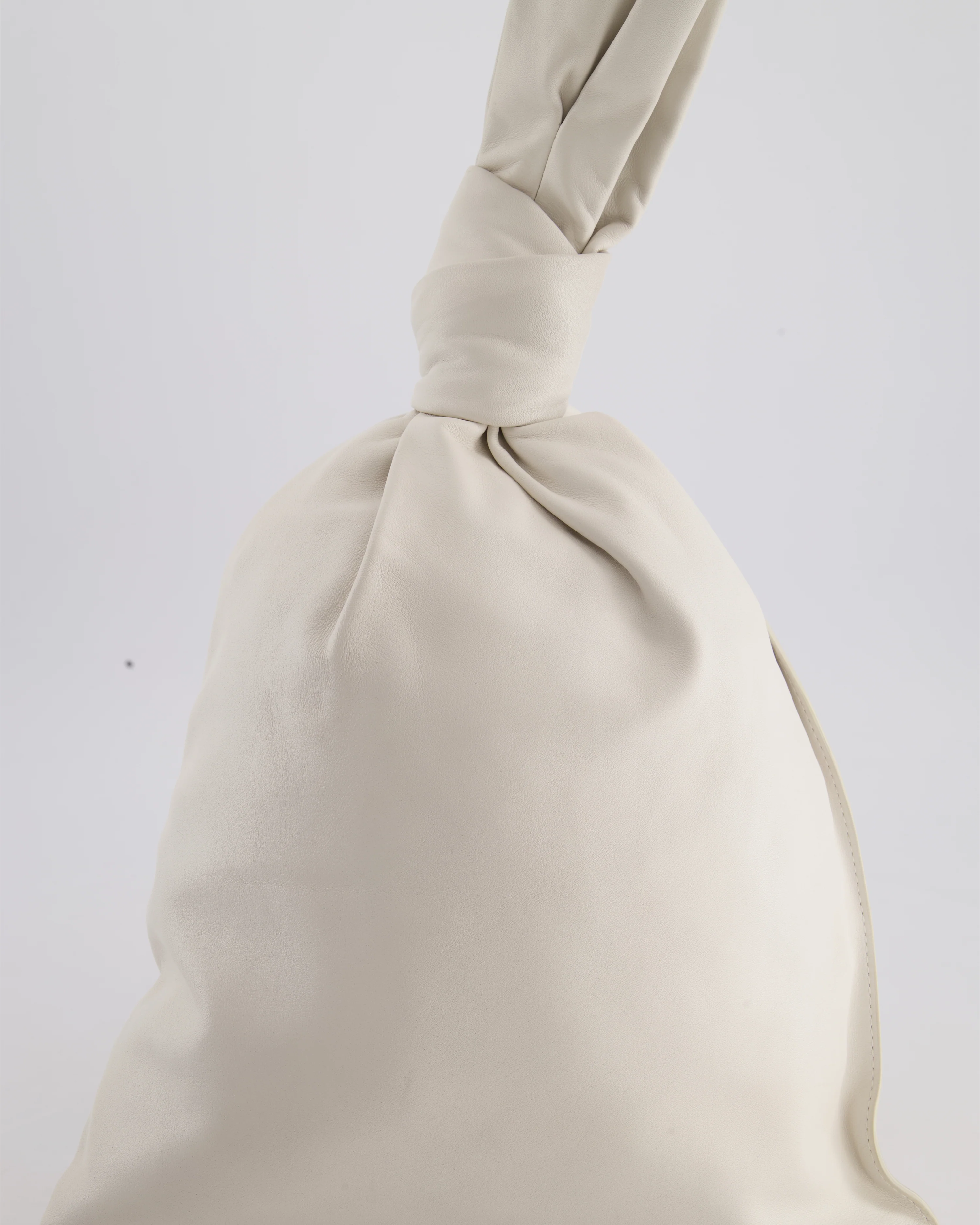 Bottega Veneta Large White Calfskin Leather Knot Clutch Bag - Image 13