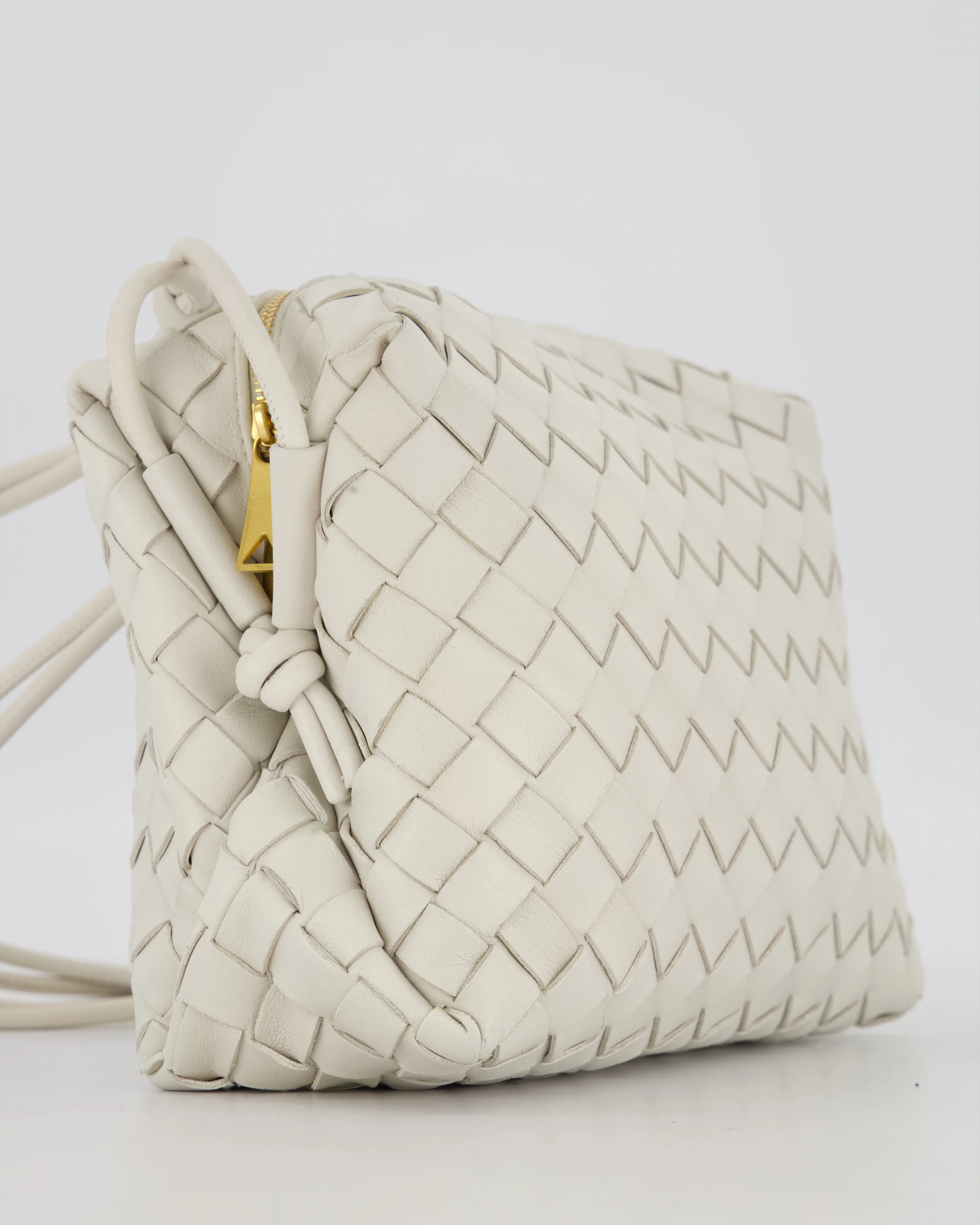 Bottega Veneta White Medium Loop Intrecciato Camera Bag in Lambskin Leather with Gold Hardware - Image 12