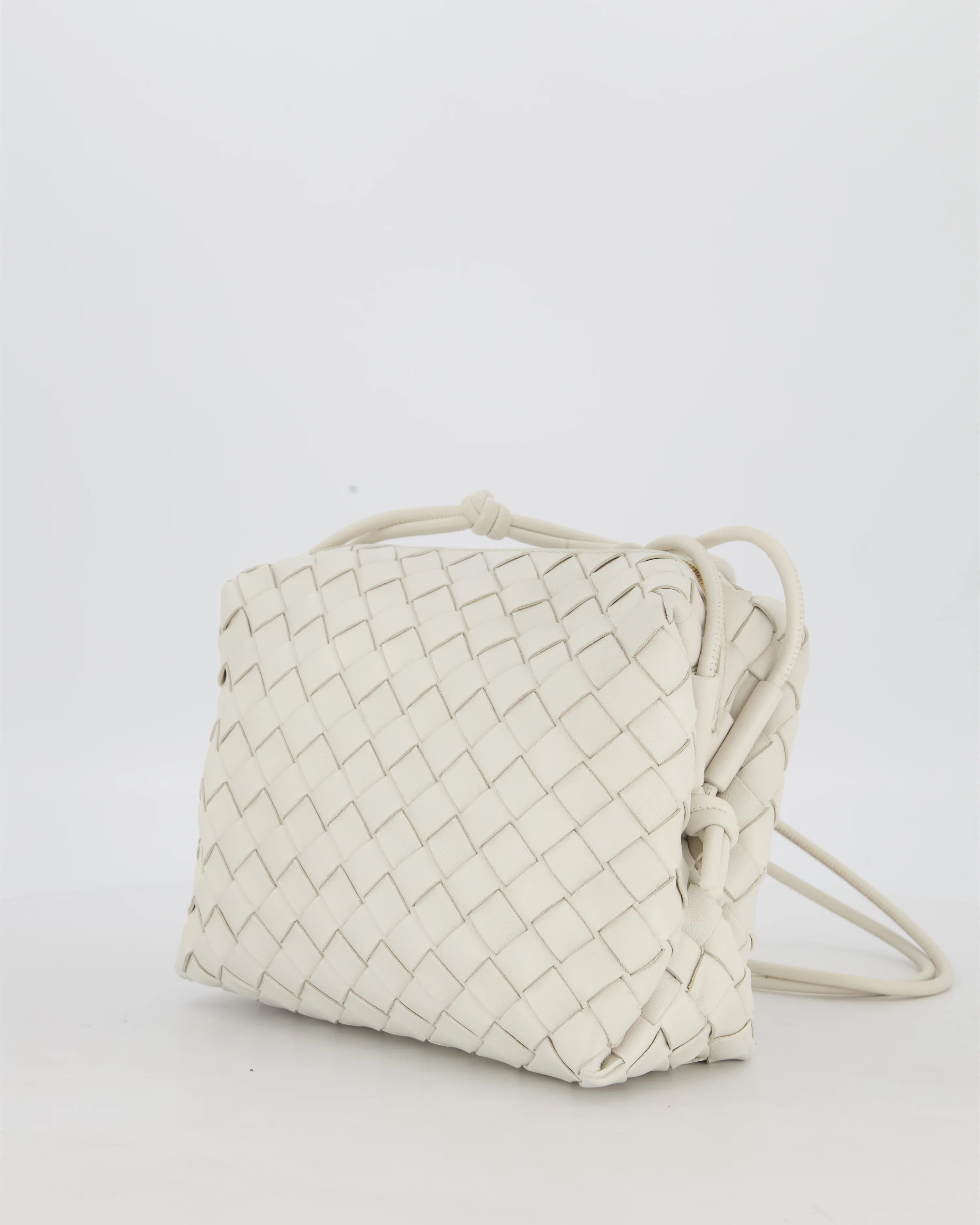 Bottega Veneta White Medium Loop Intrecciato Camera Bag in Lambskin Leather with Gold Hardware - Image 5