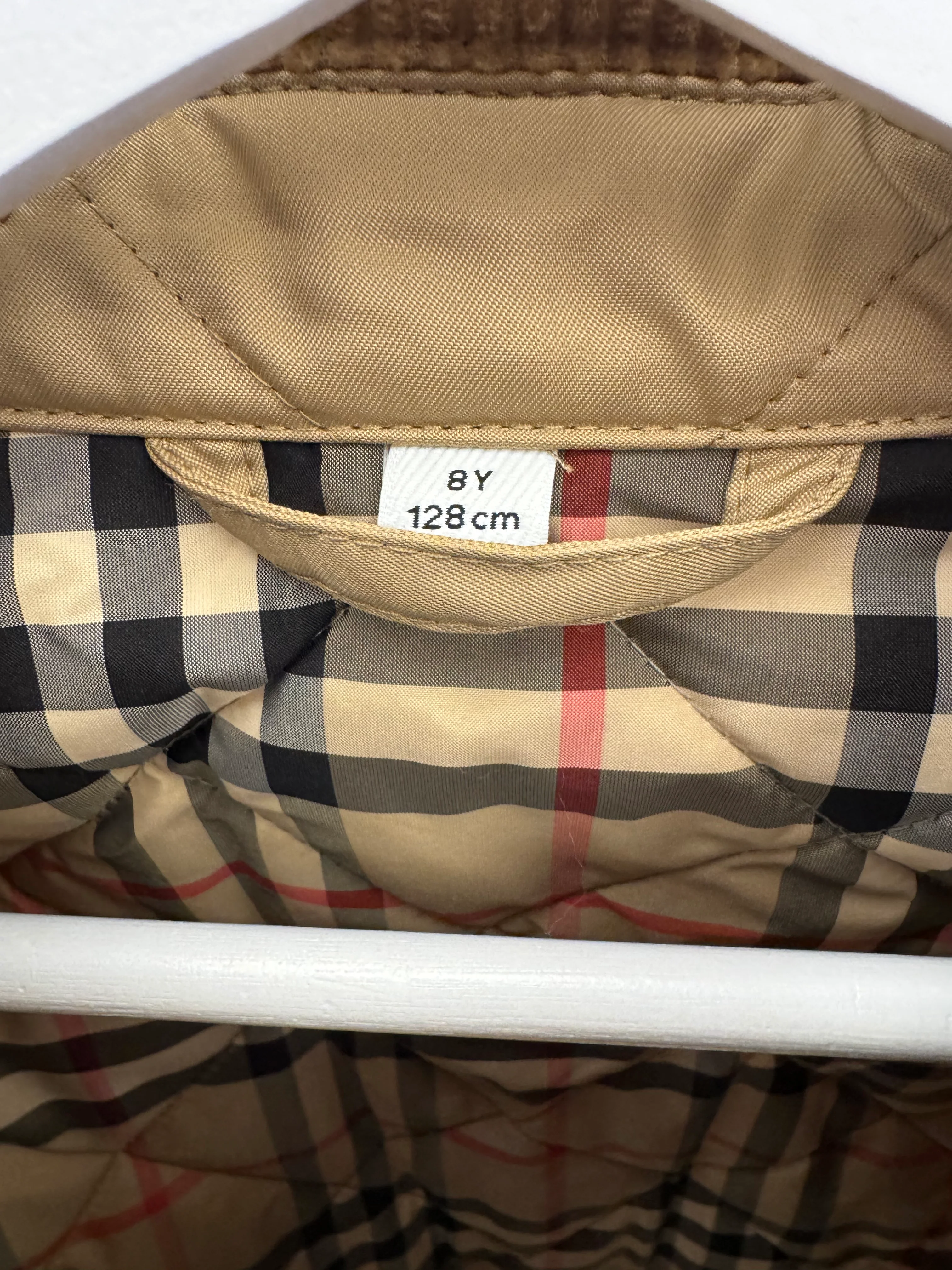 Burberry Kids Beige Matelasse Barn Jacket with Velours Cotele Collar Size 8 years RRP £420 - Image 5