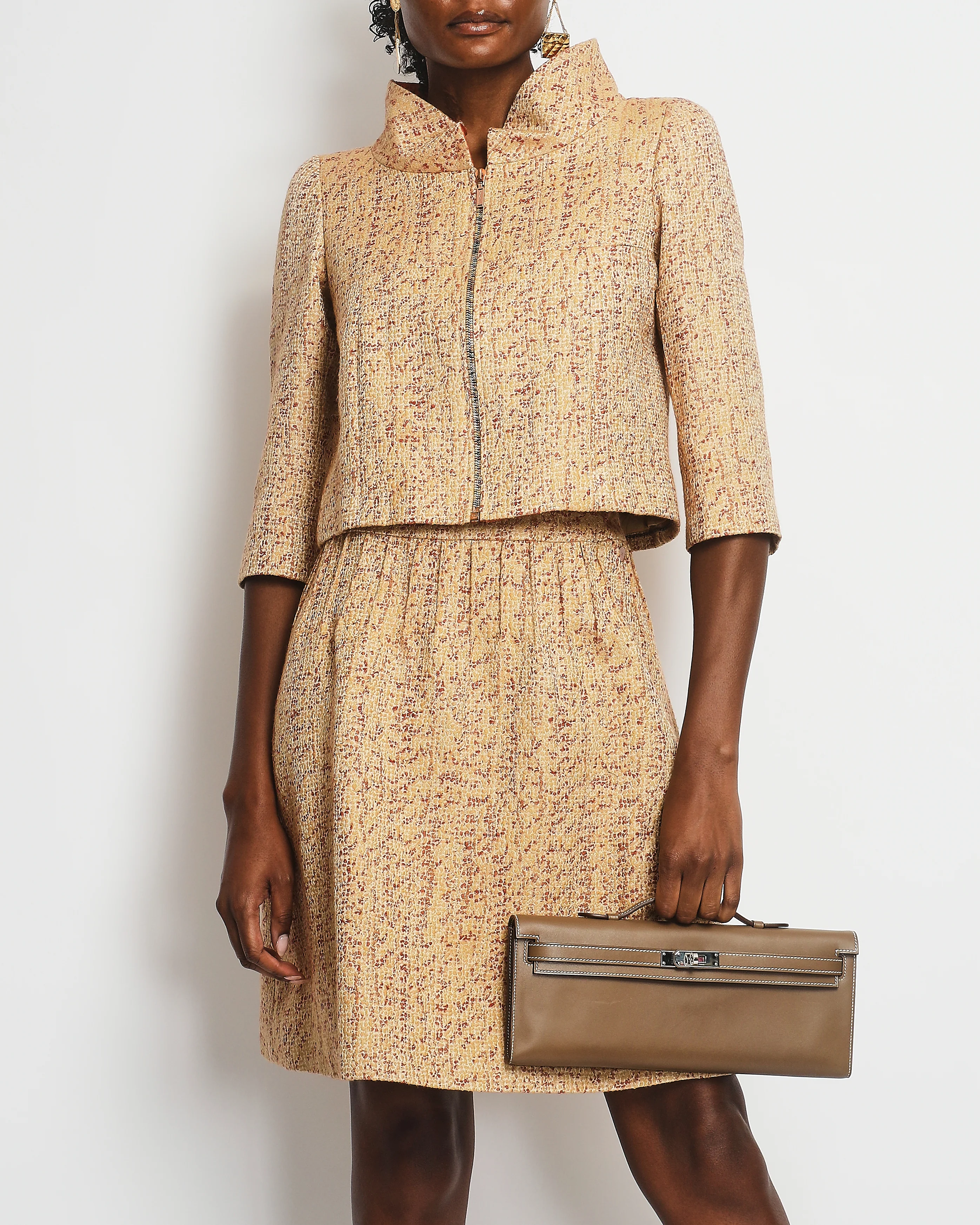 Chanel 01/P Spring 2001 Beige, Burgundy Two-Piece Jacket and Skirt Set FR 34 (UK 6) - Image 3