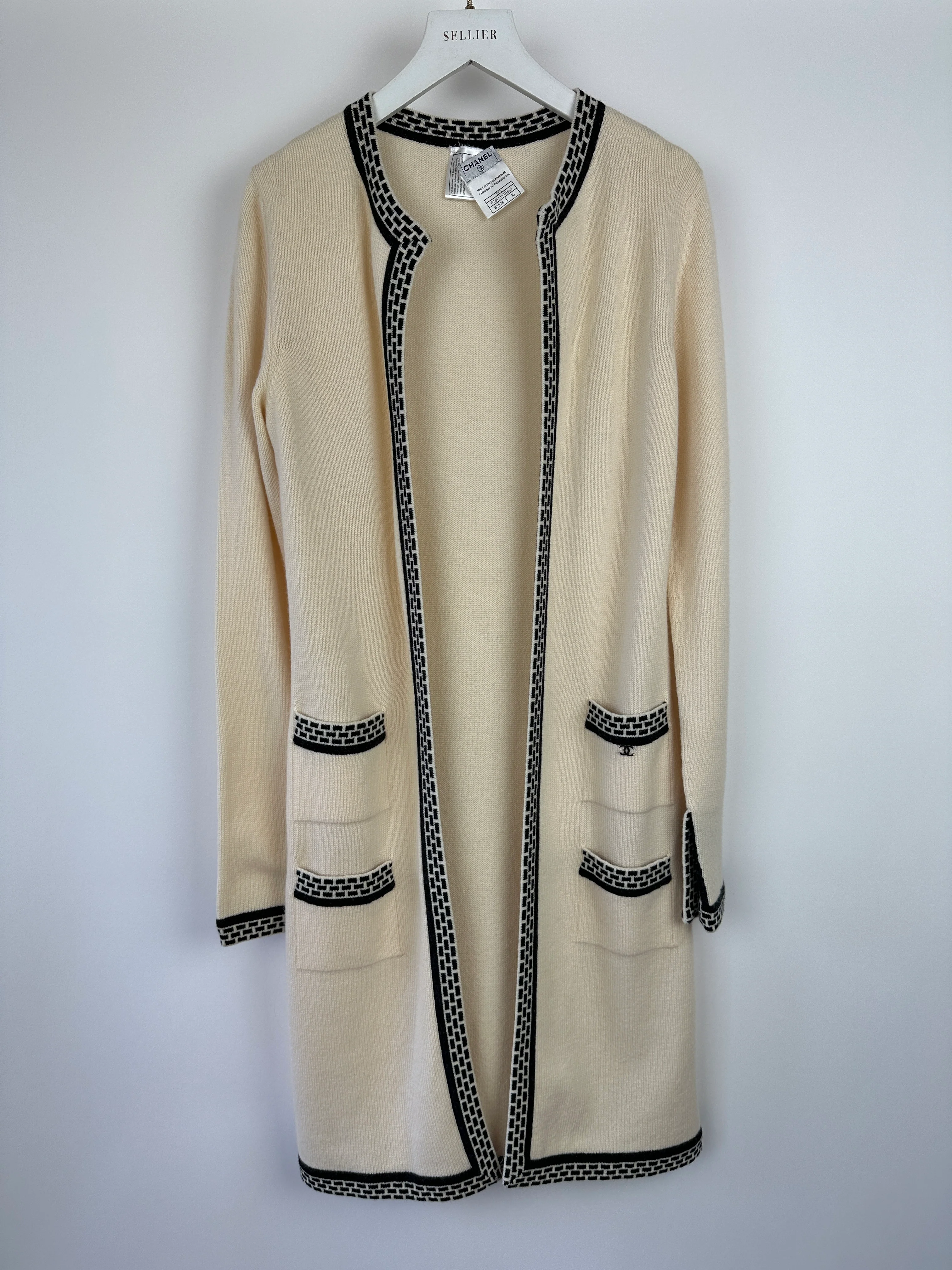 Chanel 04A Cashmere Midi Dress and Longline Cardigan Set With Grey Trim Detail FR 36 (UK 8) - Image 18