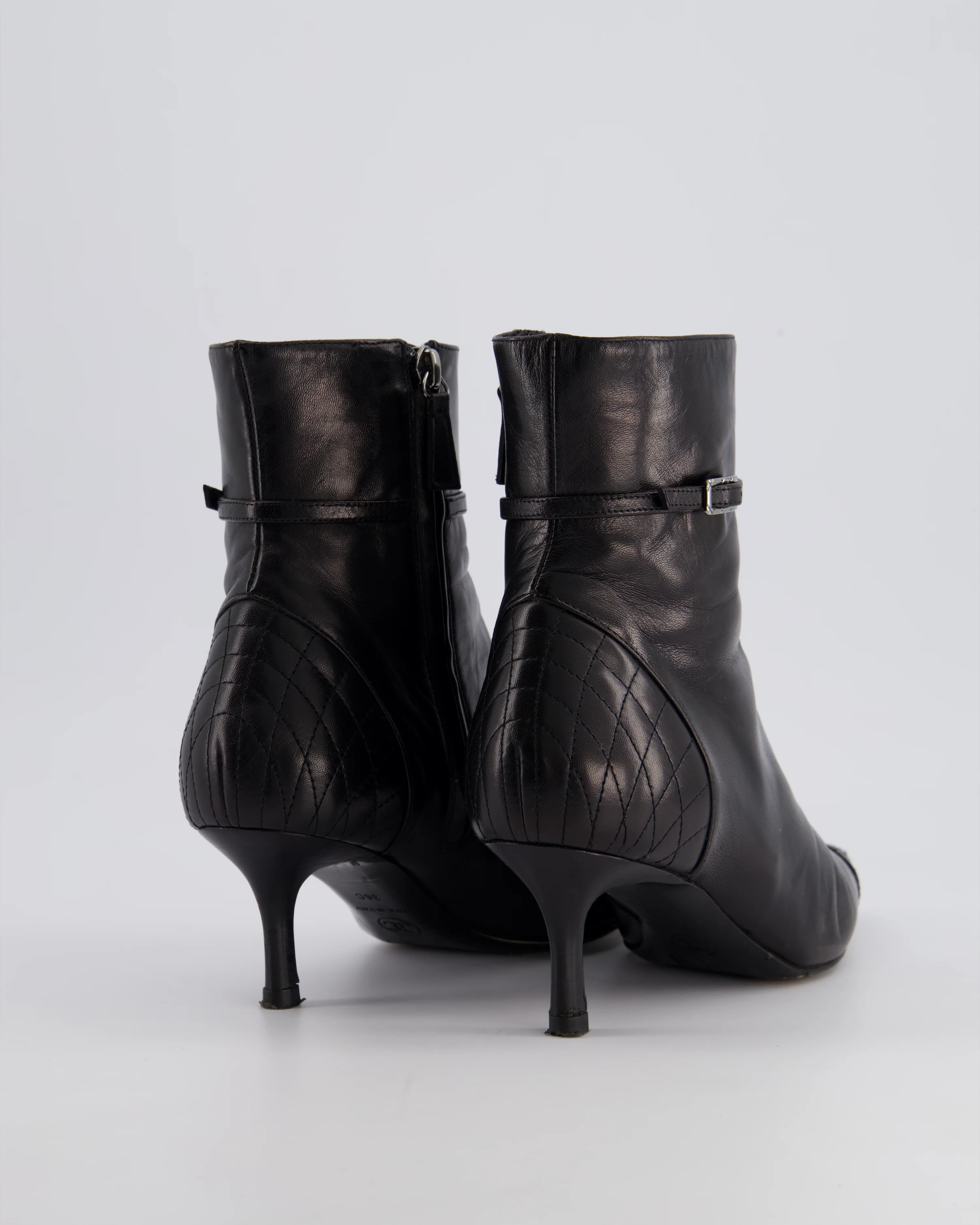 Chanel 05A Vintage Black Leather Pointed Toe Ankle Boots Size EU 36 - Image 3