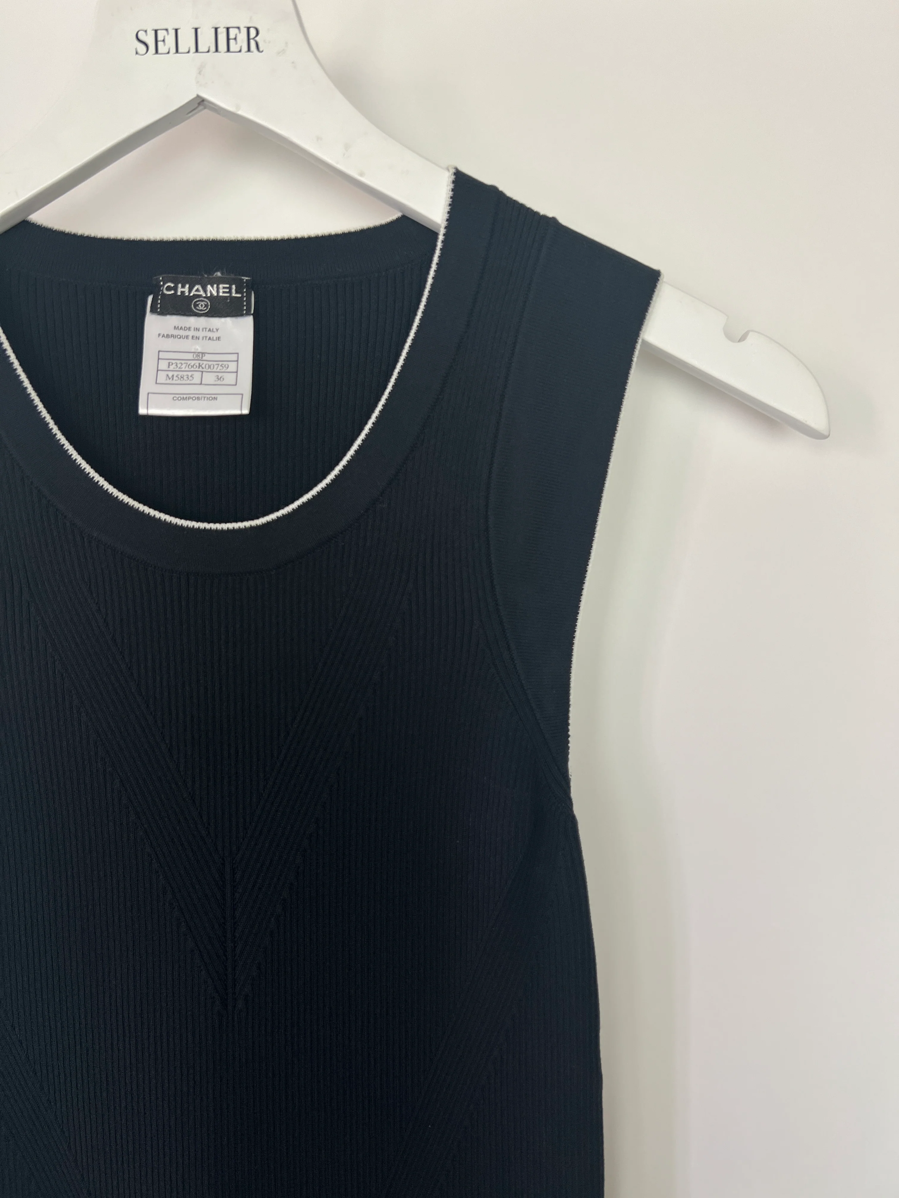 Chanel 08P Black, White Trim Knitted Dress with Ruffle Hem Detail Size FR 36 (UK 8) - Image 8