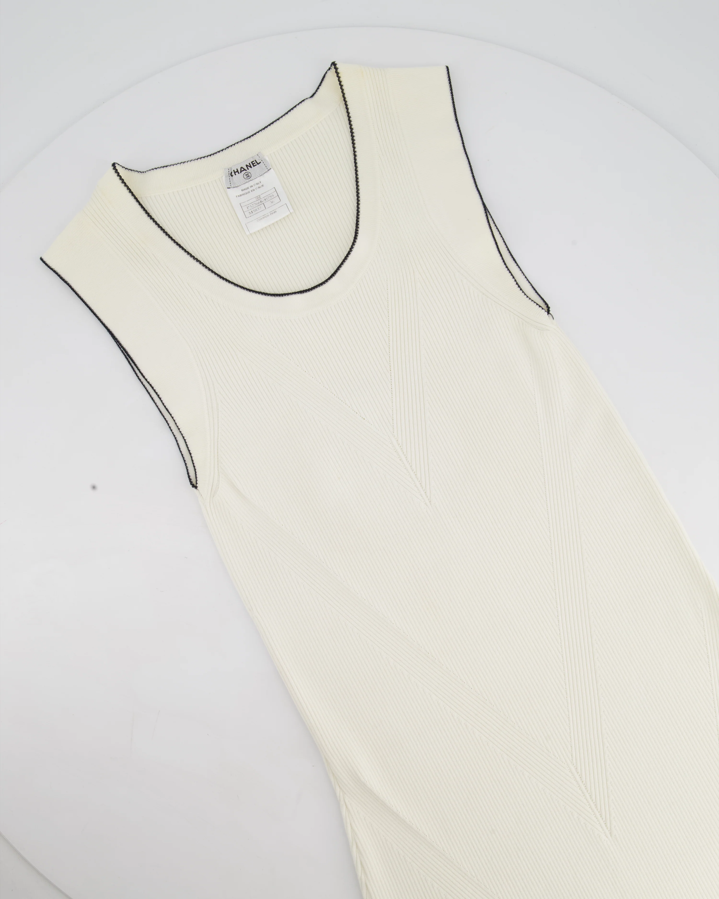Chanel 08P Cream Sleeveless Knitted Short Dress with Silver CC Logo Button and Navy Hem Details Size FR 36 (UK 8) - Image 8