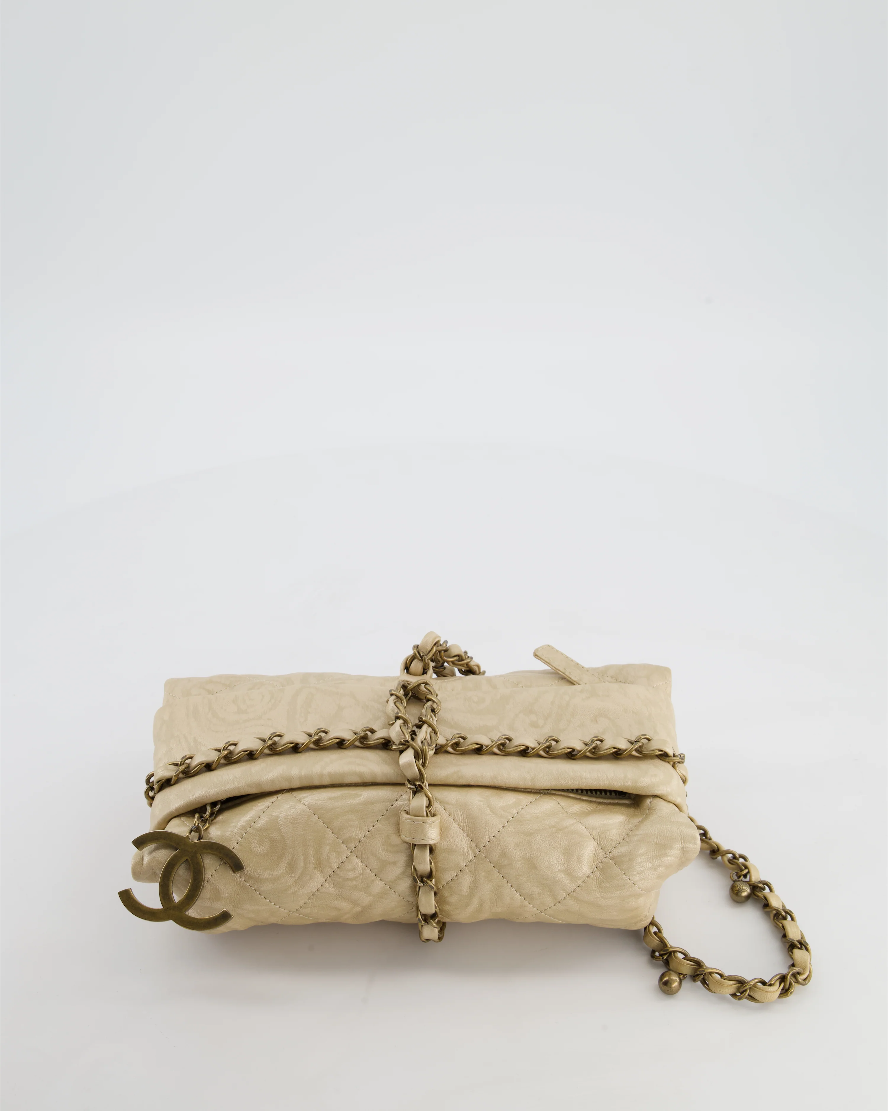 Chanel 12/A Paris-Bombay Gold Baluchon Clutch Bag with Aged Gold Hardware - Image 18