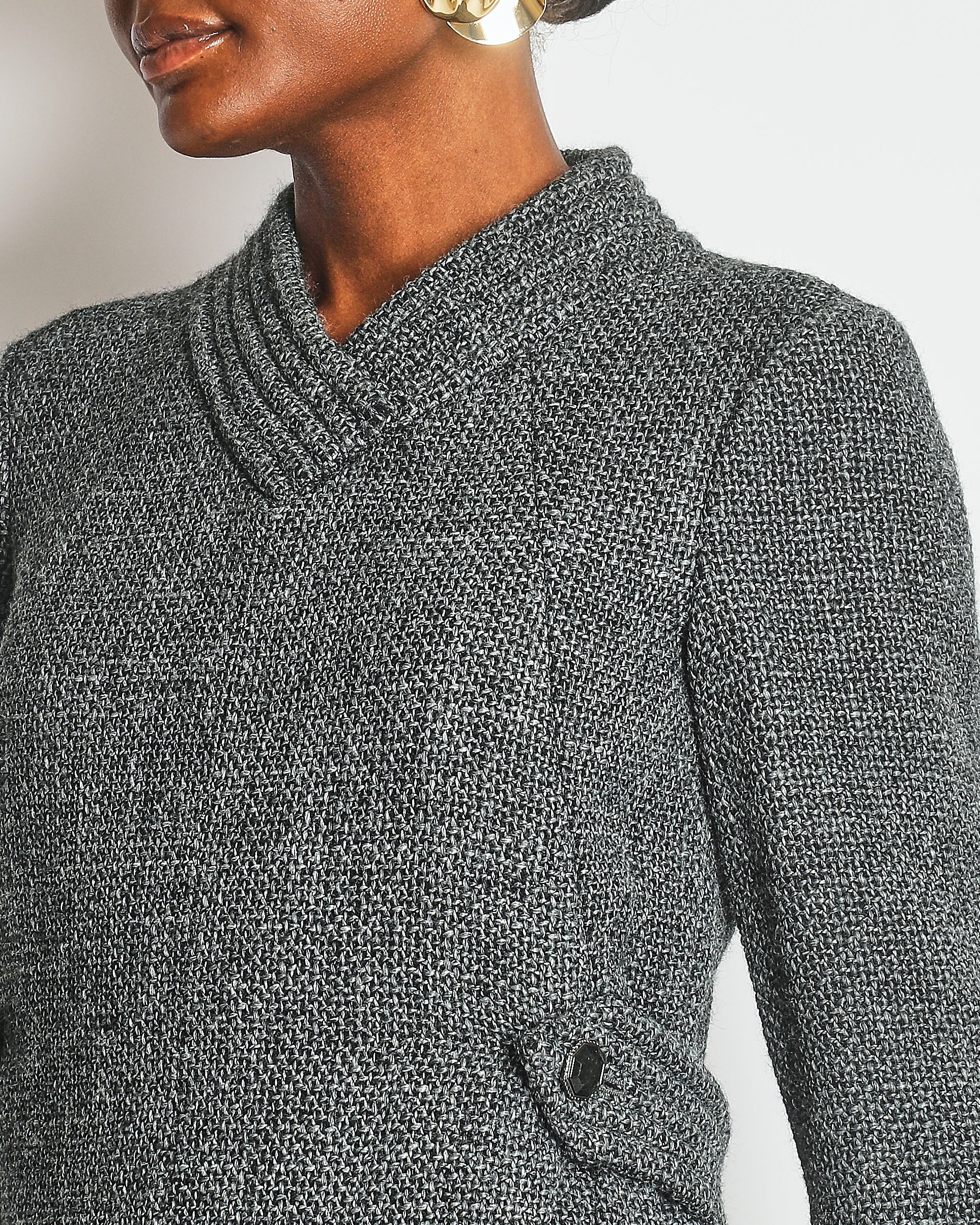 Chanel 12A Grey Tweed Long-Sleeve Mini Dress with Belt Detail Size FR 38 (UK 10) RRP £3,050 - Image 4