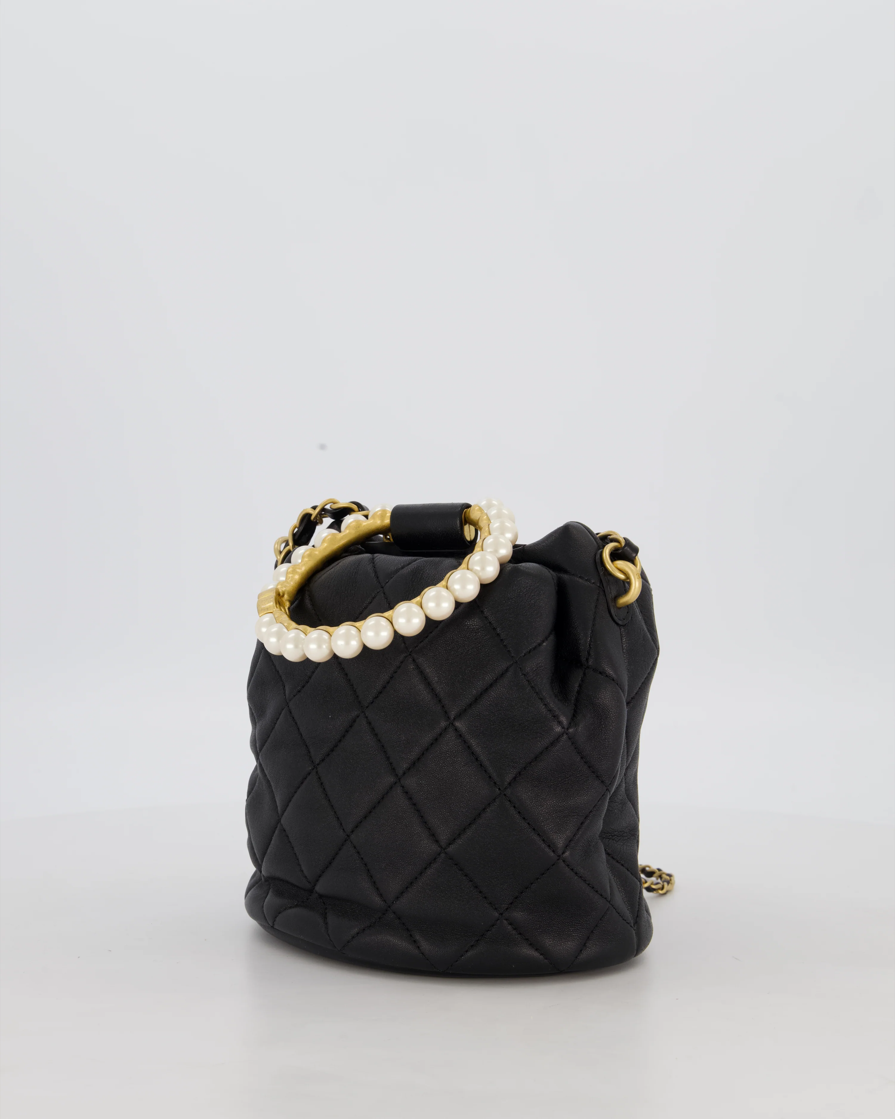 Chanel 2021 Black Quilted Lambskin Imitation Pearl Handle Bucket Bag with Champagne Gold Hardware - Image 6
