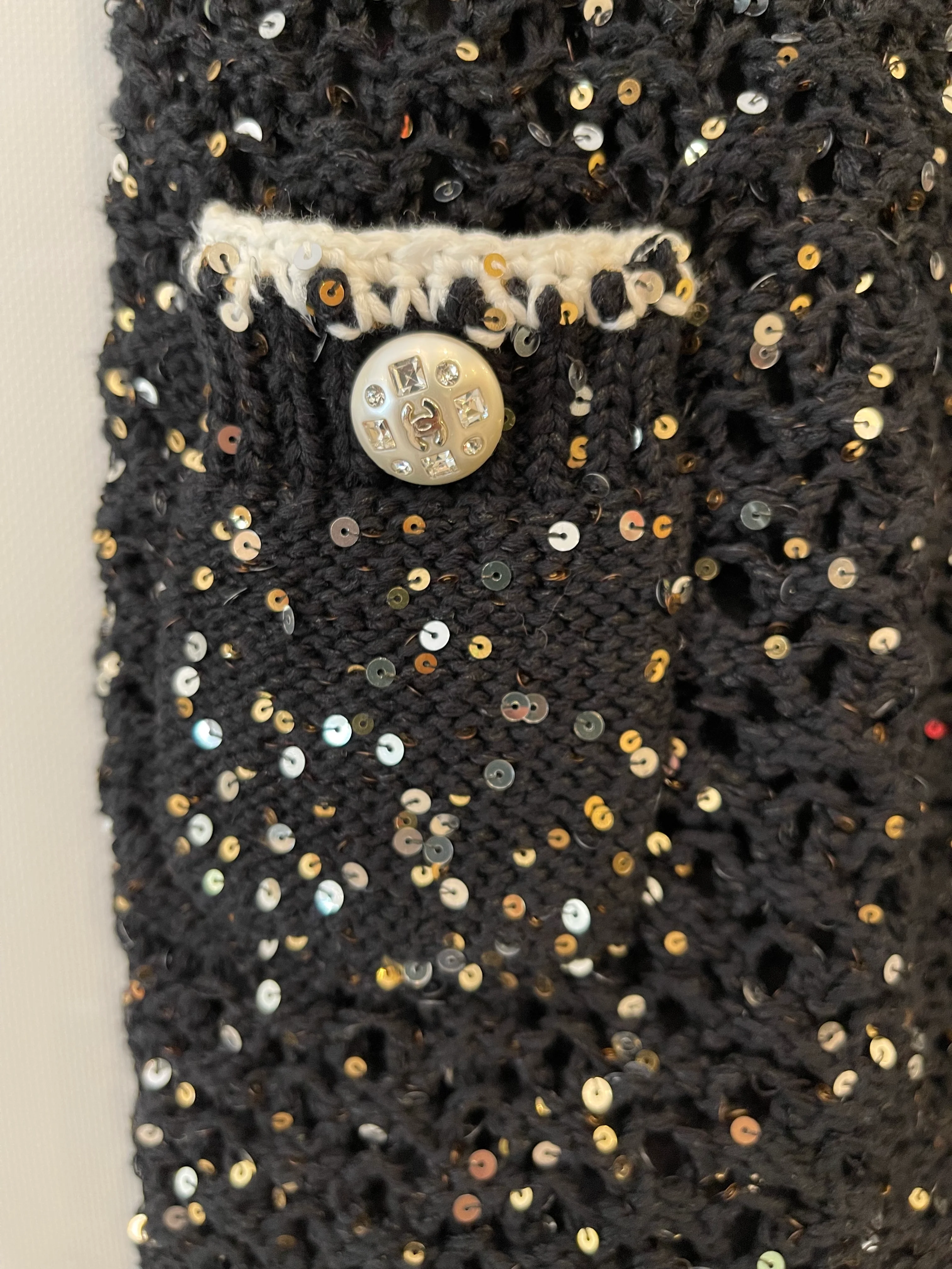 Chanel SS/23 Black Sequin Embellished Mini Dress with Bow and CC Crystal Buttons Details Size FR 36 (UK 8) - Image 15