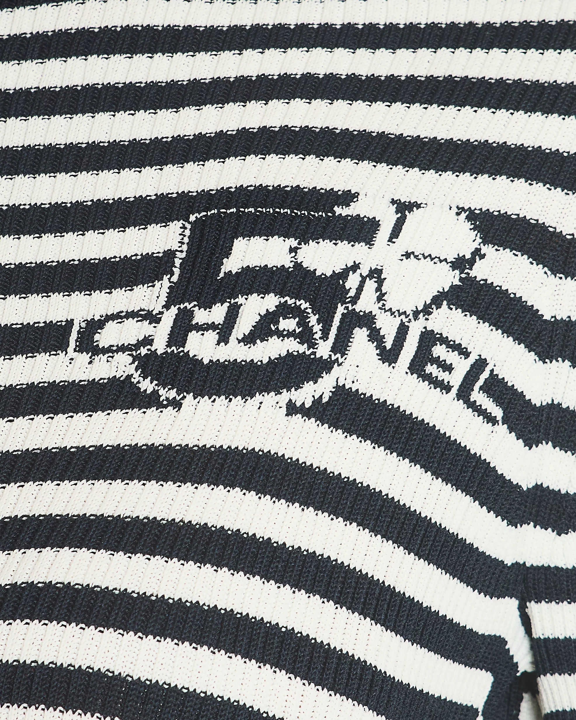 Chanel 2023 Black Backless Striped No5 Logo Short Sleeve Midi Dress with Pocket Detail Size FR 36 (UK 8) - Image 3