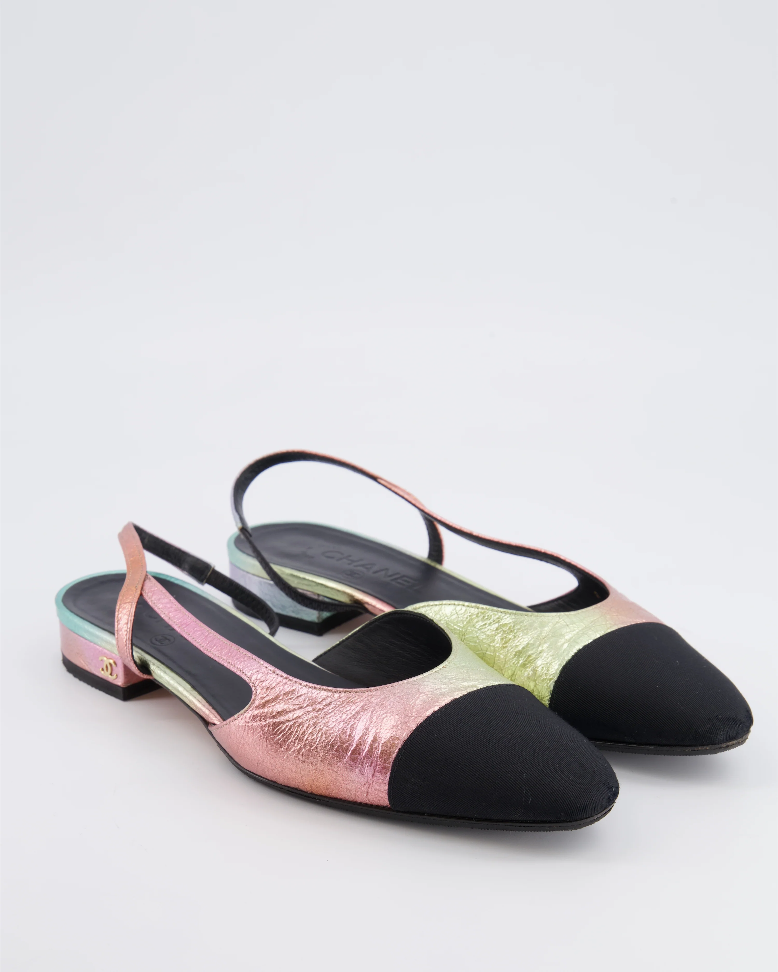 Chanel 20A Slingback Flats in Multi-Colour Laminated Calfskin with Black Grosgrain Cap-Toe and Gold CC Logo Details Size EU 39 - Image 2