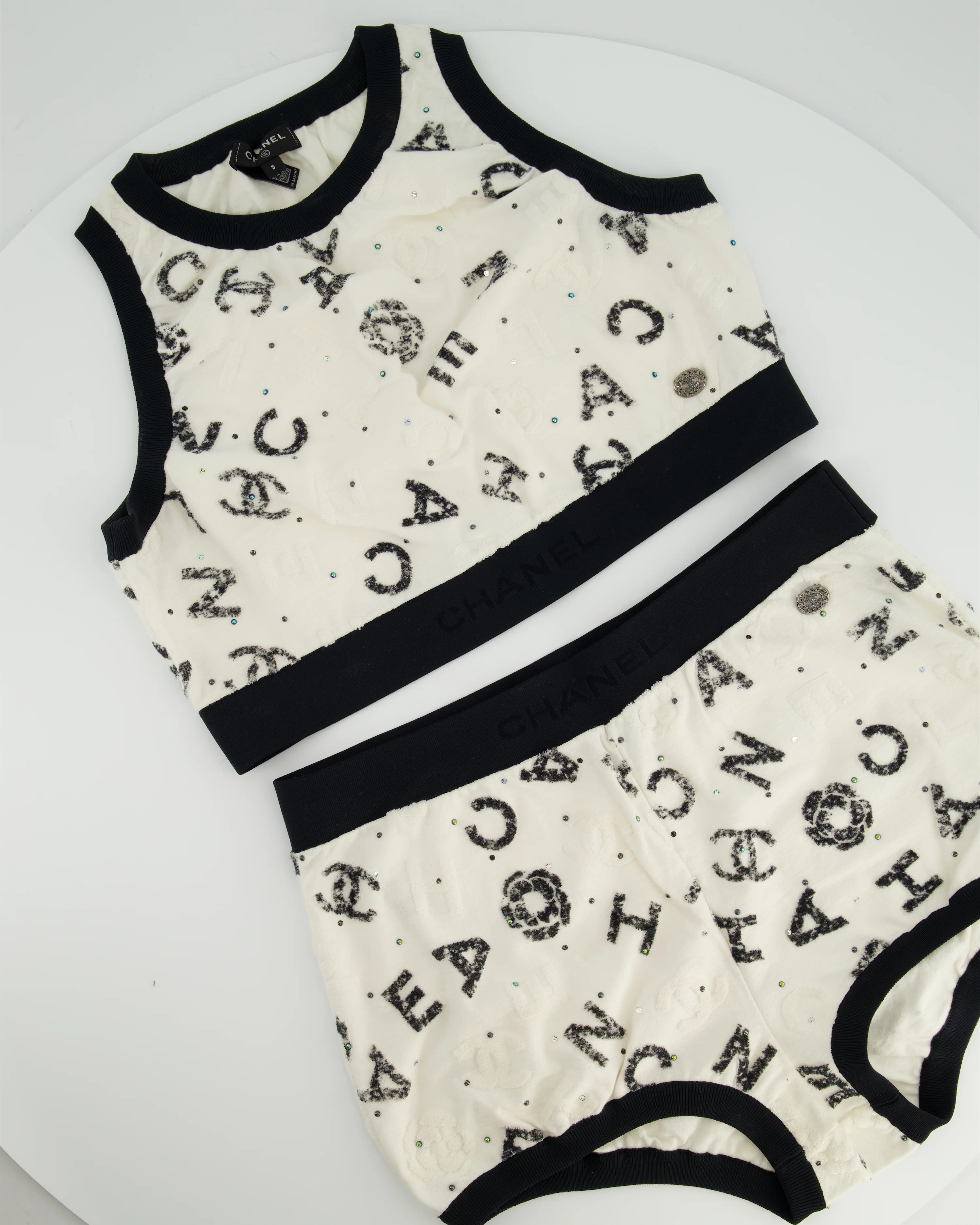 Chanel 22S White & Black Logo & Camellia Print Crop Top & Shorts Set with Black Trim & Metallic Applique Details Size S (UK 8) - Image 6