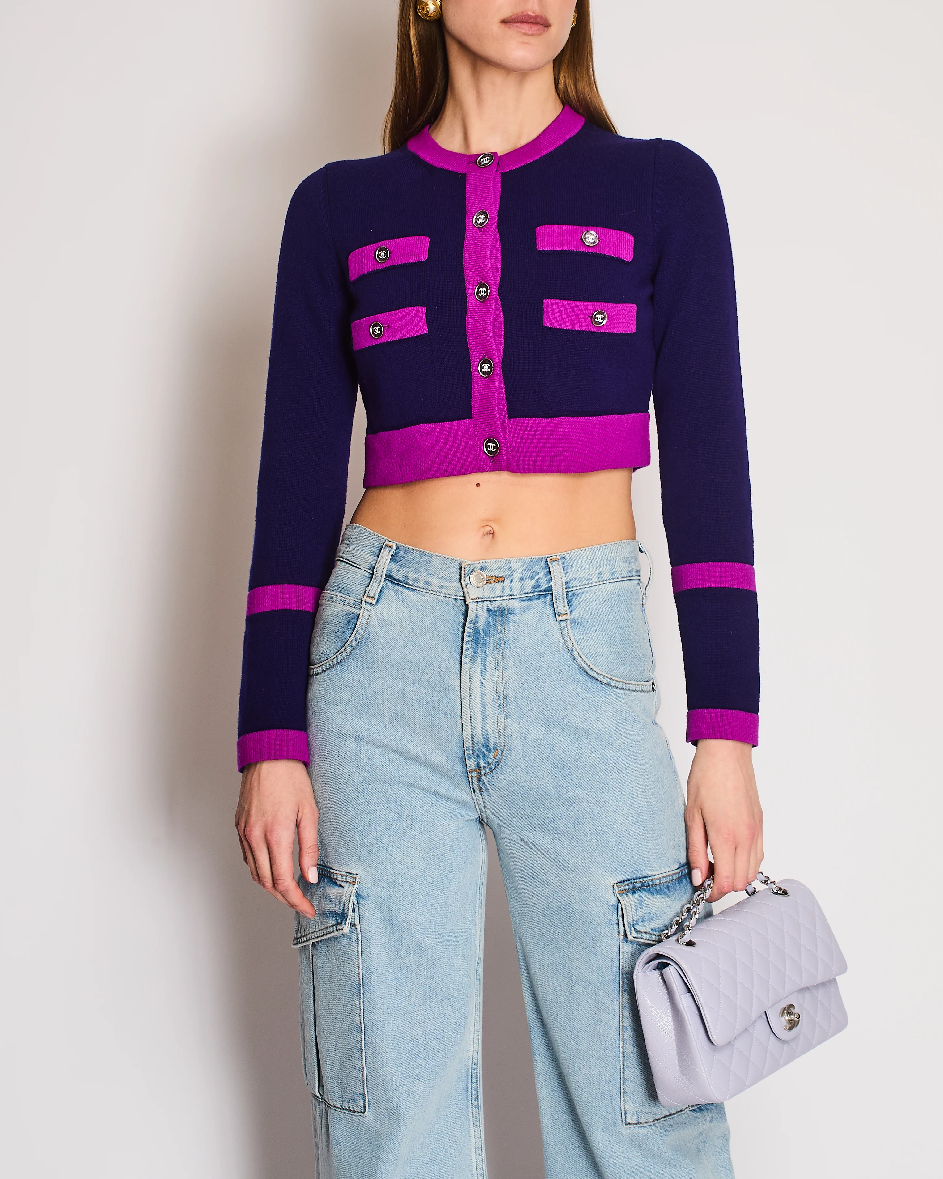 Chanel 23B Purple and Pink Contrast Trim Cropped Cardigan with Silver CC Buttons Size FR 36 (UK 8) - Image 2
