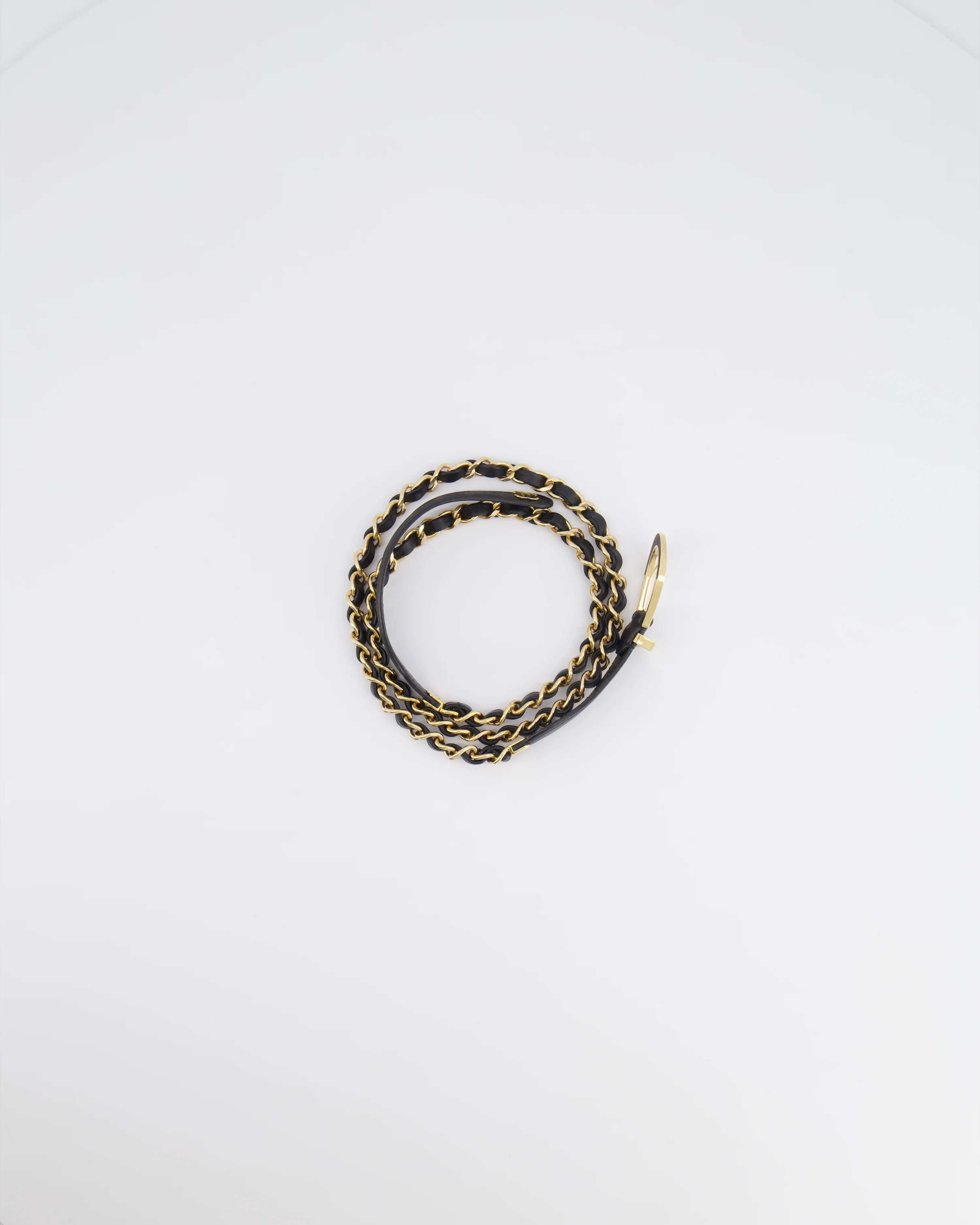 Chanel 24A Cruise Black Leather and Gold Chain Belt with Textured Gold Buckle and CC Logo Detail 105cm - Image 3