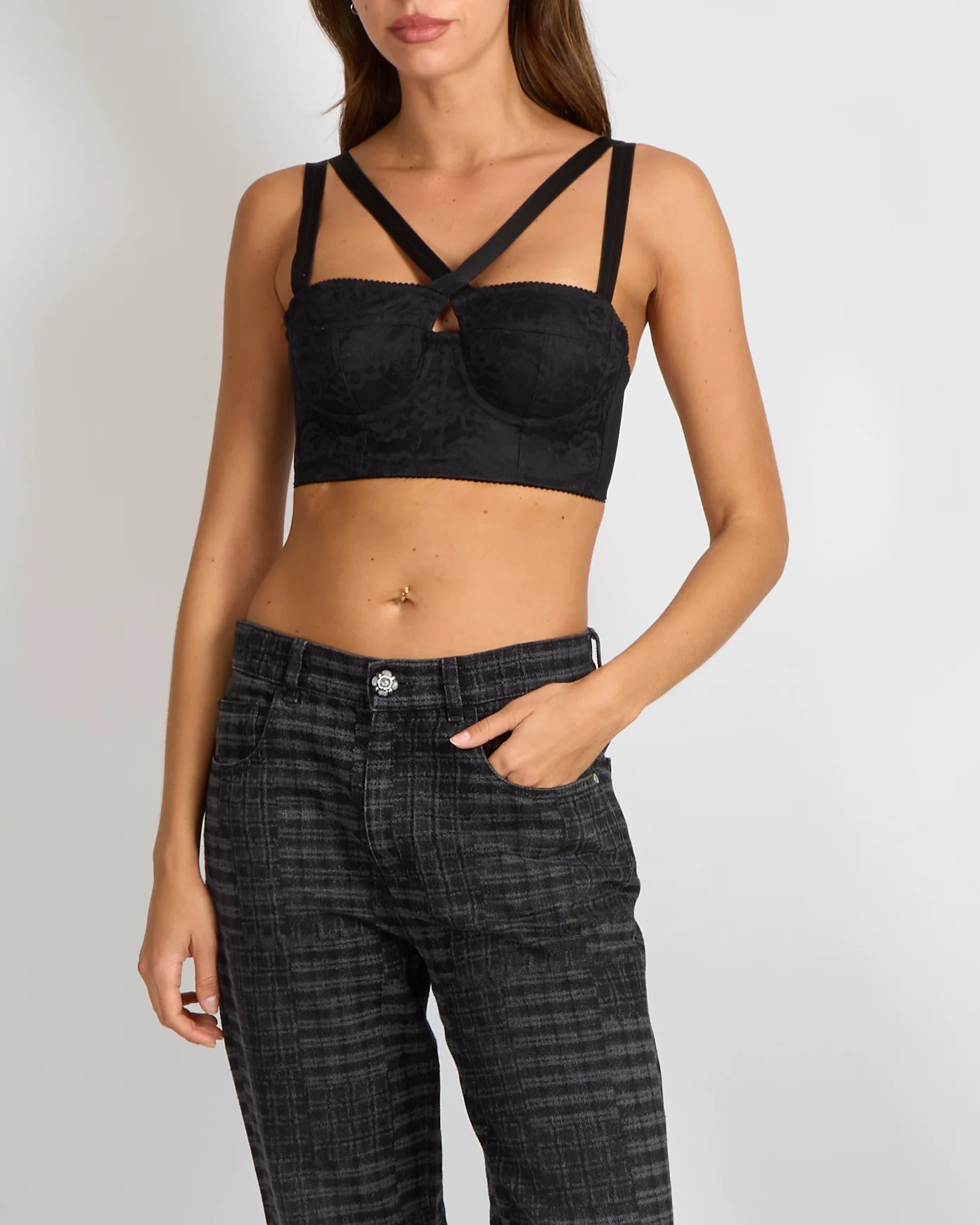 Chanel 24A Dark Grey Checkered Straight Leg Jeans with Grey Crystal Camellia Button and Silver CC Logo Details Size FR 38 (UK 10) - Image 4