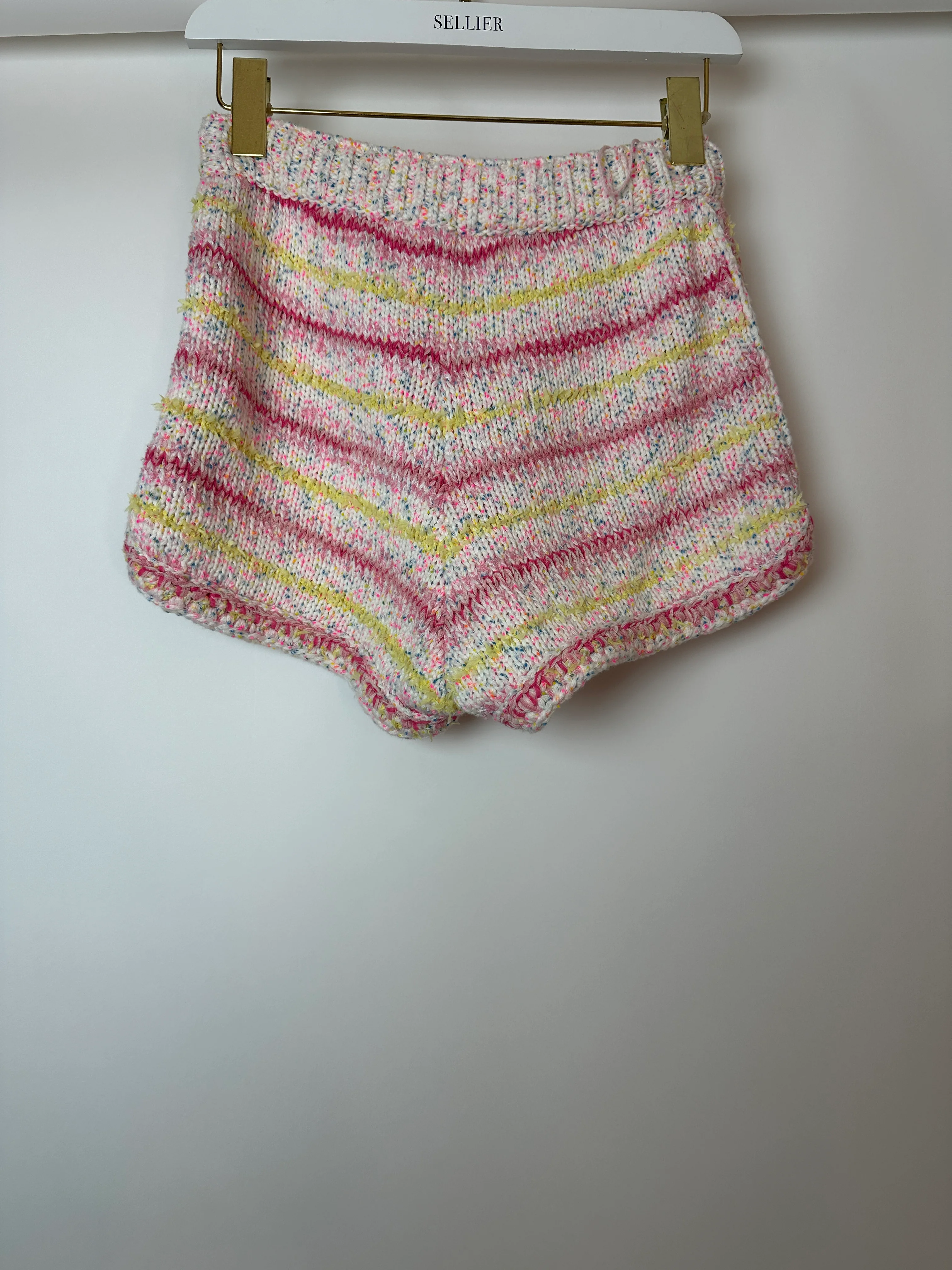 Chanel 24C Resort Pastel Pink & Yellow Sleeveless Knit Jumper and Shorts Set with Cupid Heart "Coco" Detail Top Size FR 34 (UK 6) - Image 18