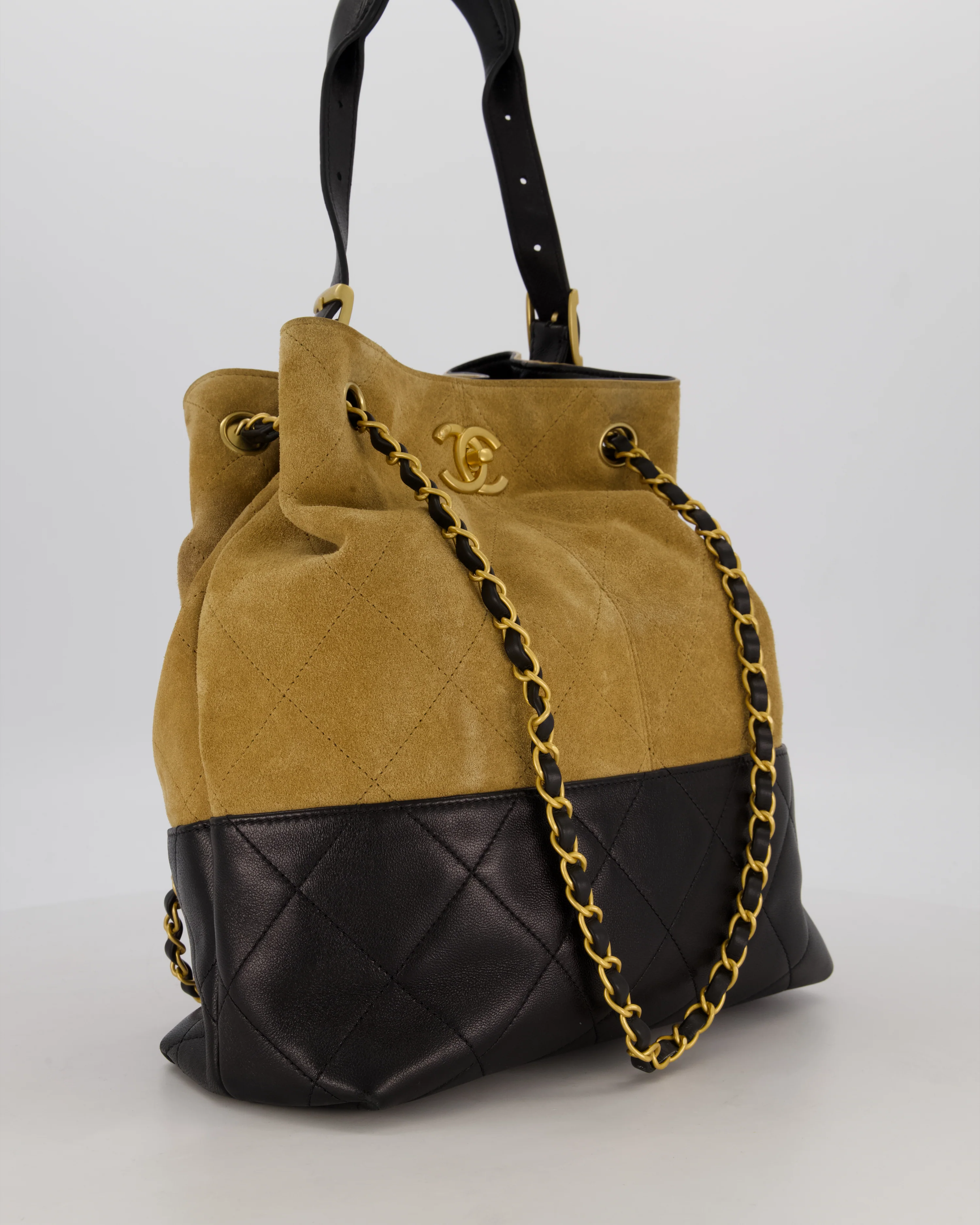 Chanel 25A Bucket Bag in Black Quilted Lambskin Leather & Brown Suede with Brushed Gold Hardware&nbsp; - Image 2