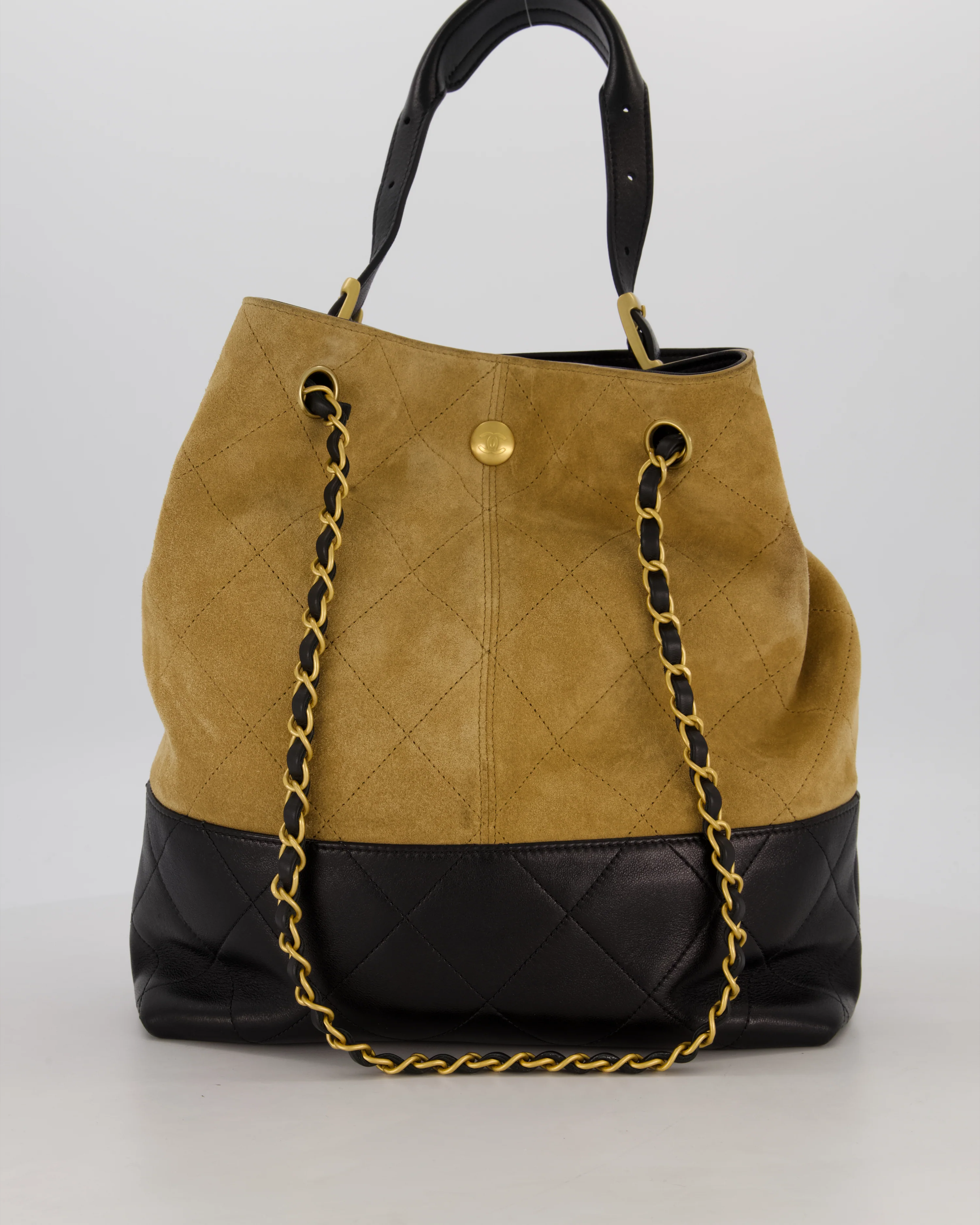 Chanel 25A Bucket Bag in Black Quilted Lambskin Leather & Brown Suede with Brushed Gold Hardware&nbsp; - Image 5