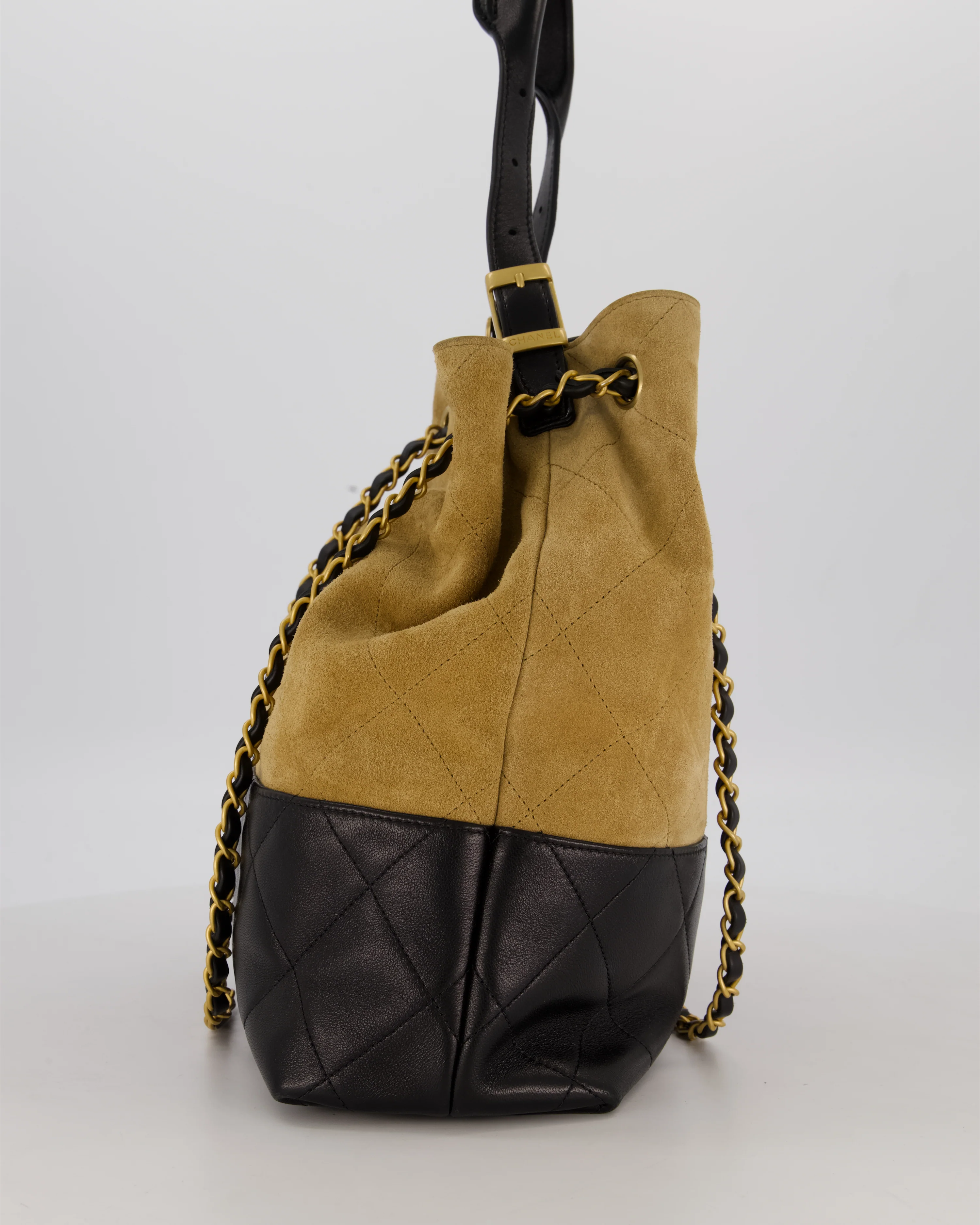Chanel 25A Bucket Bag in Black Quilted Lambskin Leather & Brown Suede with Brushed Gold Hardware&nbsp; - Image 7