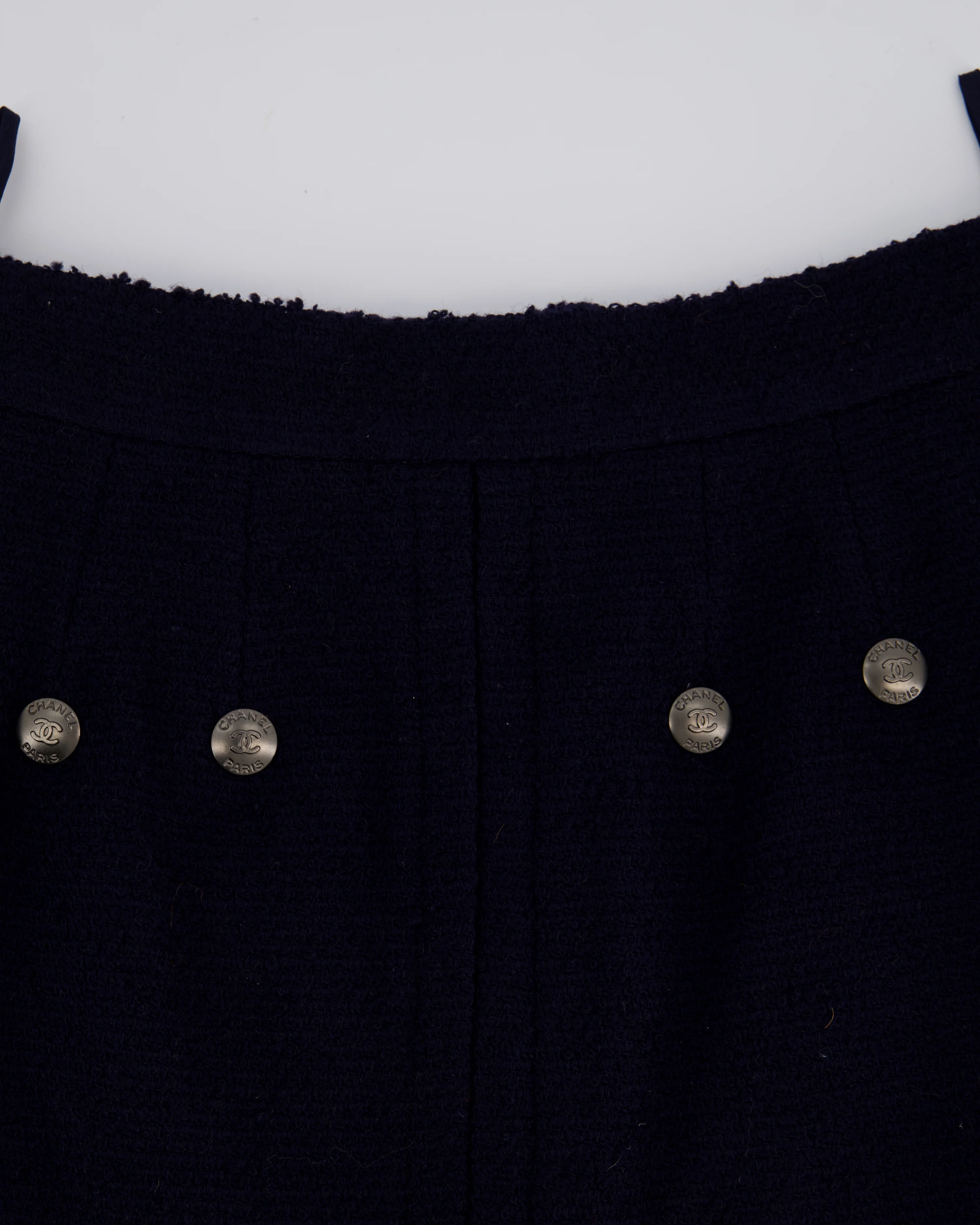 Chanel 97A Navy Wool Long Sleeve Jacket and Pencil Skirt Set with Red, Blue, Green and Yellow Neckline Applique Detail Size FR 38 (UK 10) - Image 12