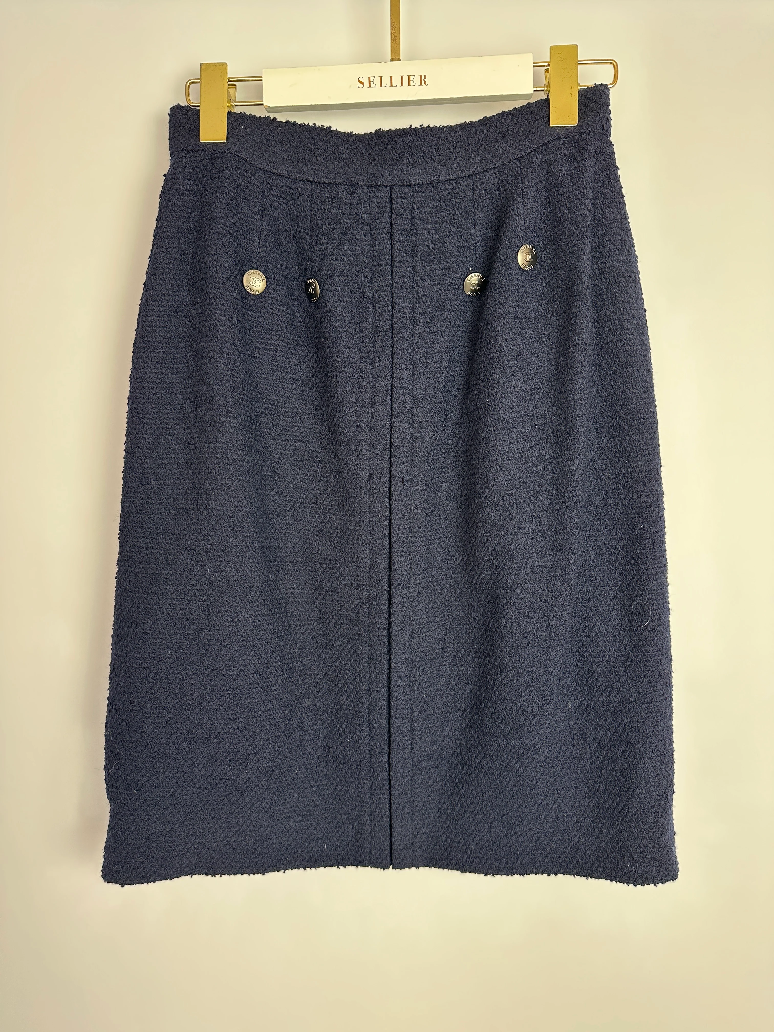 Chanel 97A Navy Wool Long Sleeve Jacket and Pencil Skirt Set with Red, Blue, Green and Yellow Neckline Applique Detail Size FR 38 (UK 10) - Image 18