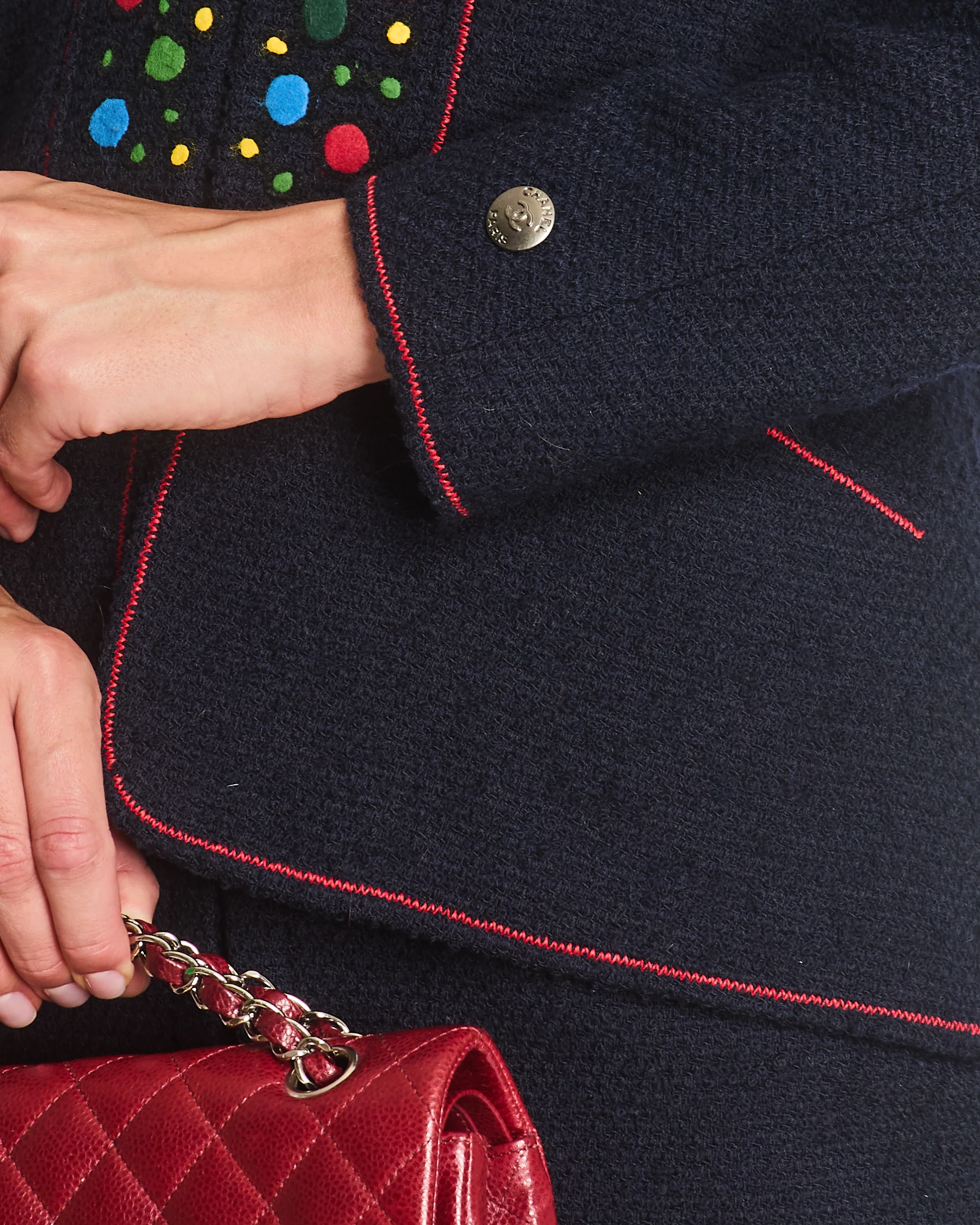 Chanel 97A Navy Wool Long Sleeve Jacket and Pencil Skirt Set with Red, Blue, Green and Yellow Neckline Applique Detail Size FR 38 (UK 10) - Image 5