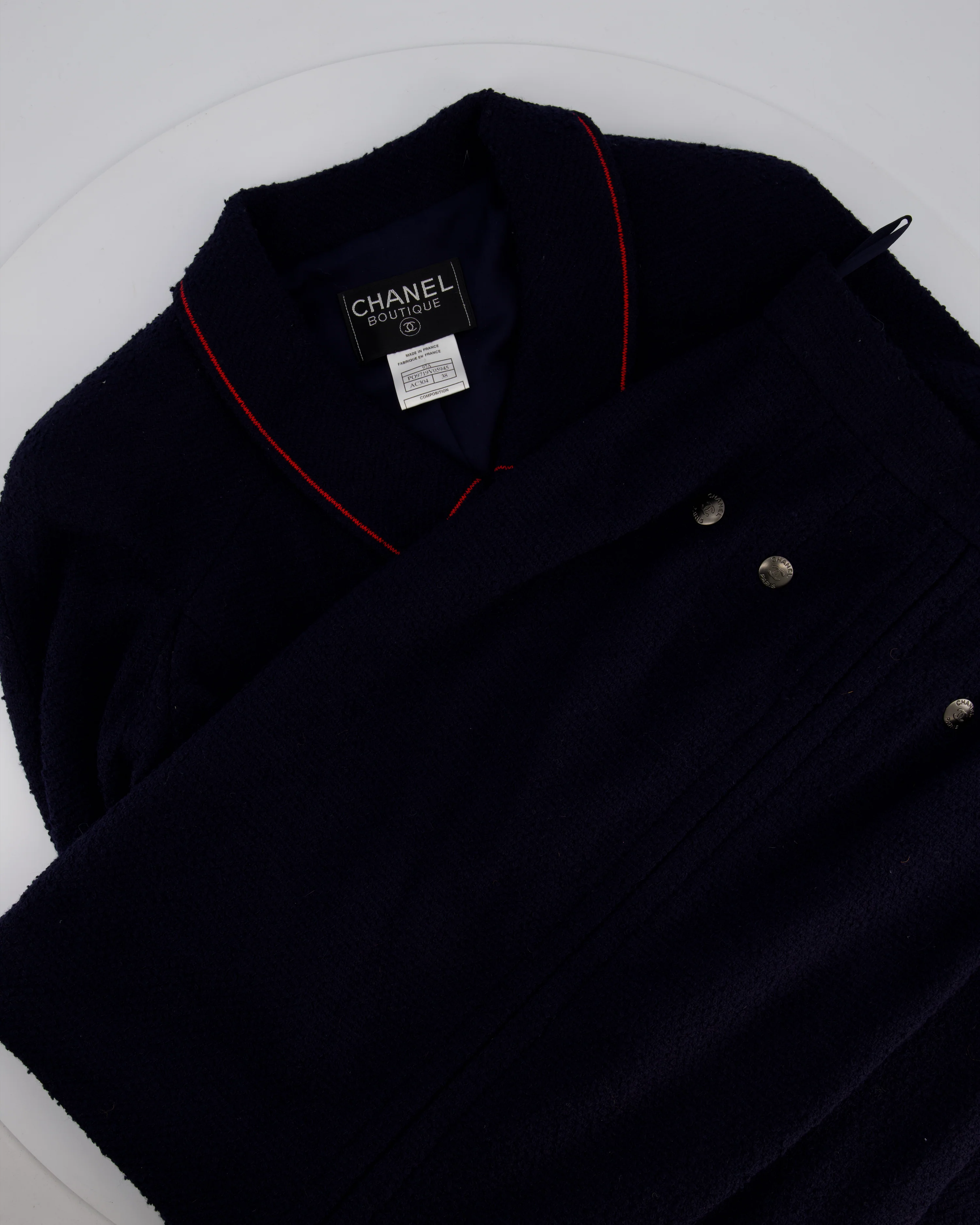Chanel 97A Navy Wool Long Sleeve Jacket and Pencil Skirt Set with Red, Blue, Green and Yellow Neckline Applique Detail Size FR 38 (UK 10) - Image 7