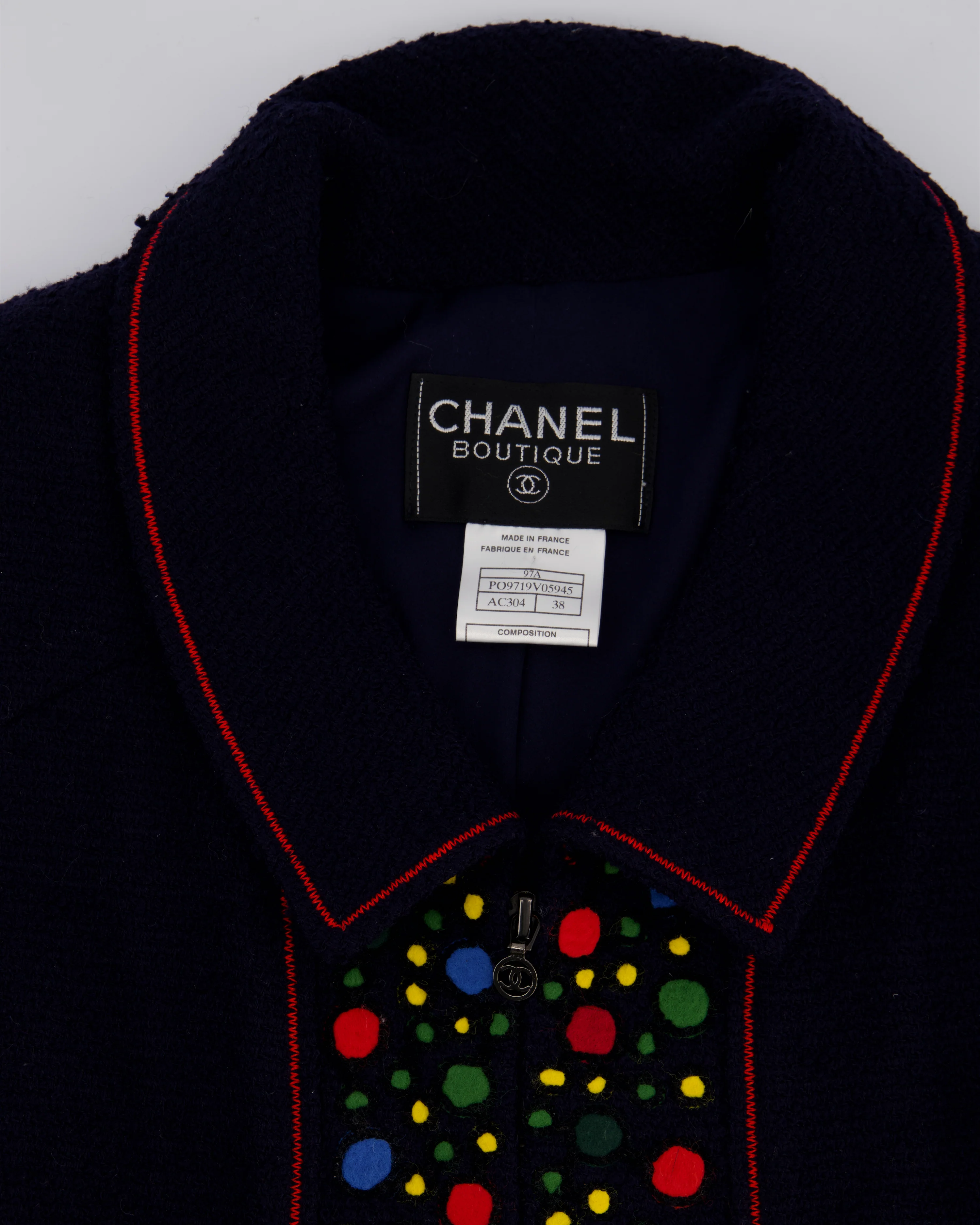 Chanel 97A Navy Wool Long Sleeve Jacket and Pencil Skirt Set with Red, Blue, Green and Yellow Neckline Applique Detail Size FR 38 (UK 10) - Image 9