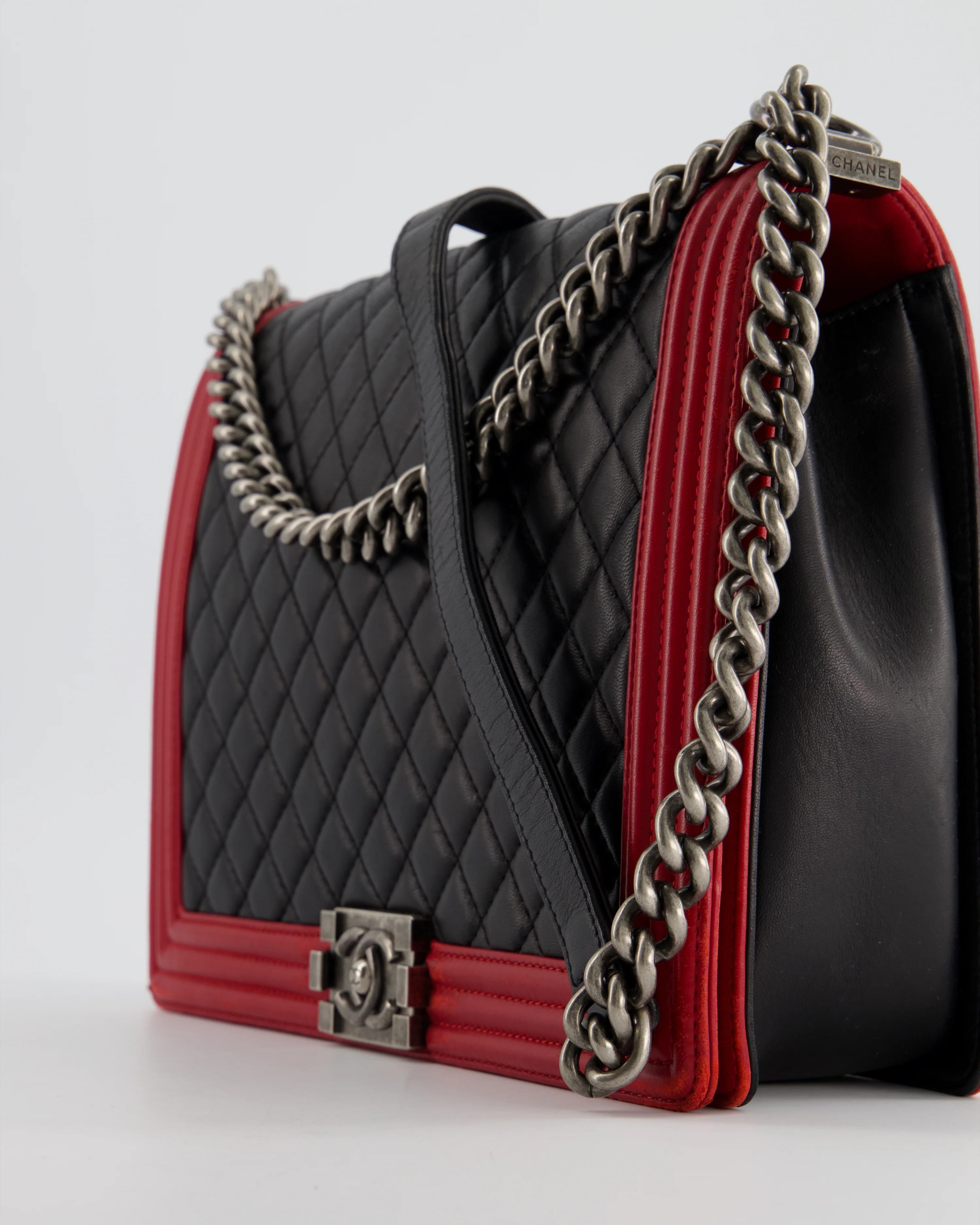 Chanel Black & Red Large Boy Bag in Lambskin Leather with Ruthenium Hardware - Image 12