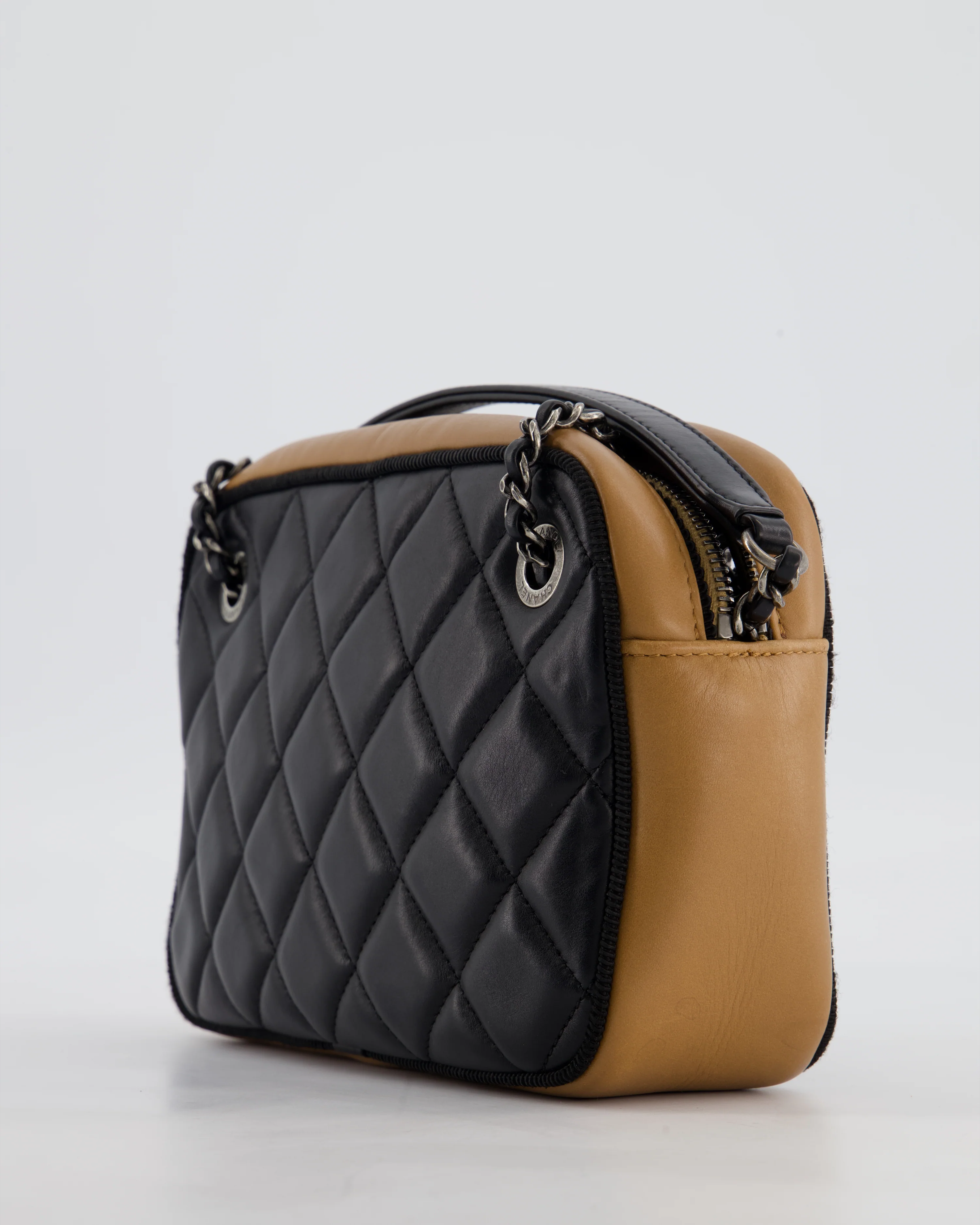 Chanel Black and Brown Two-Tone Quilted Camera Bag in Quilted Lambskin Leather with Ruthenium Hardware - Image 15