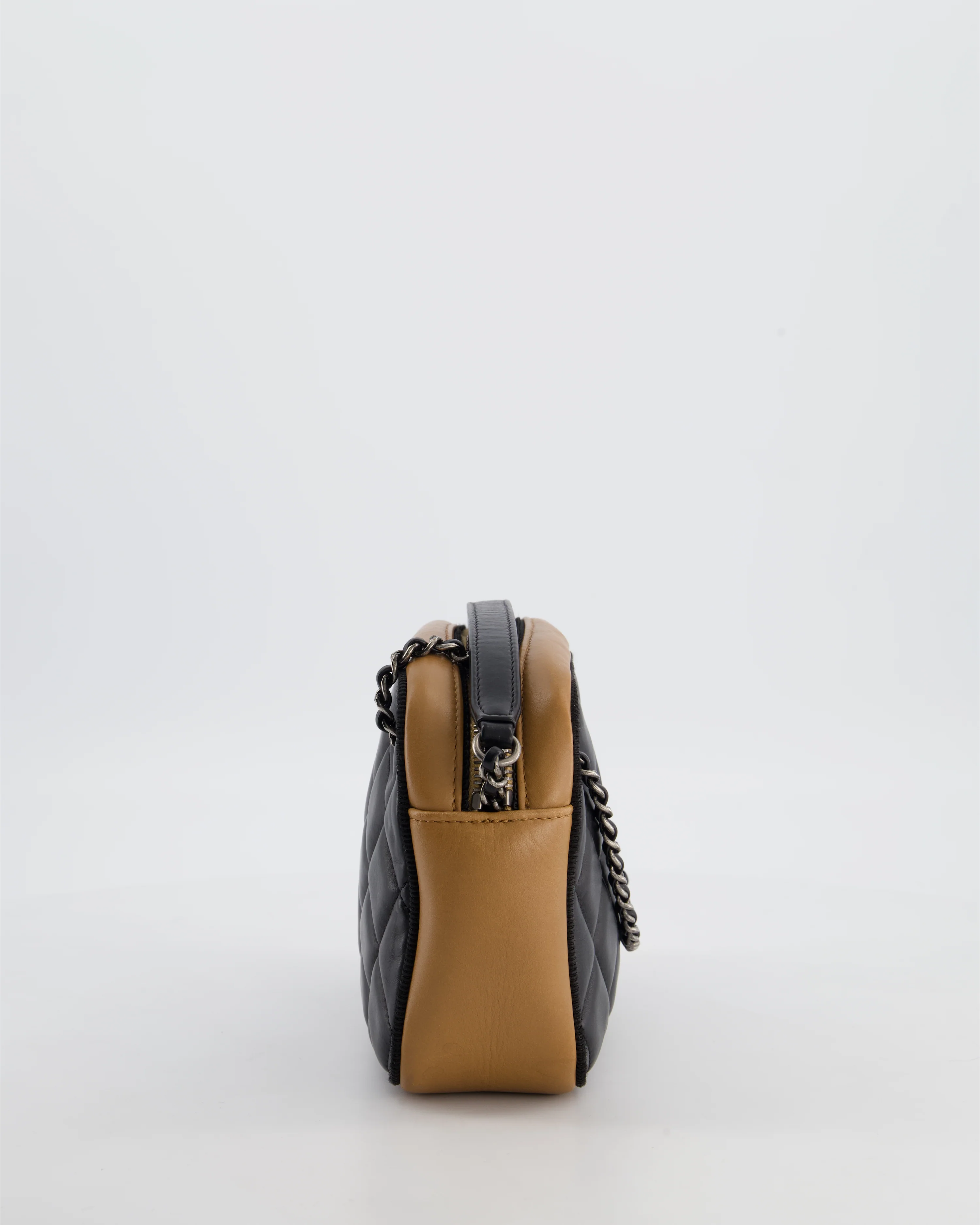 Chanel Black and Brown Two-Tone Quilted Camera Bag in Quilted Lambskin Leather with Ruthenium Hardware - Image 7