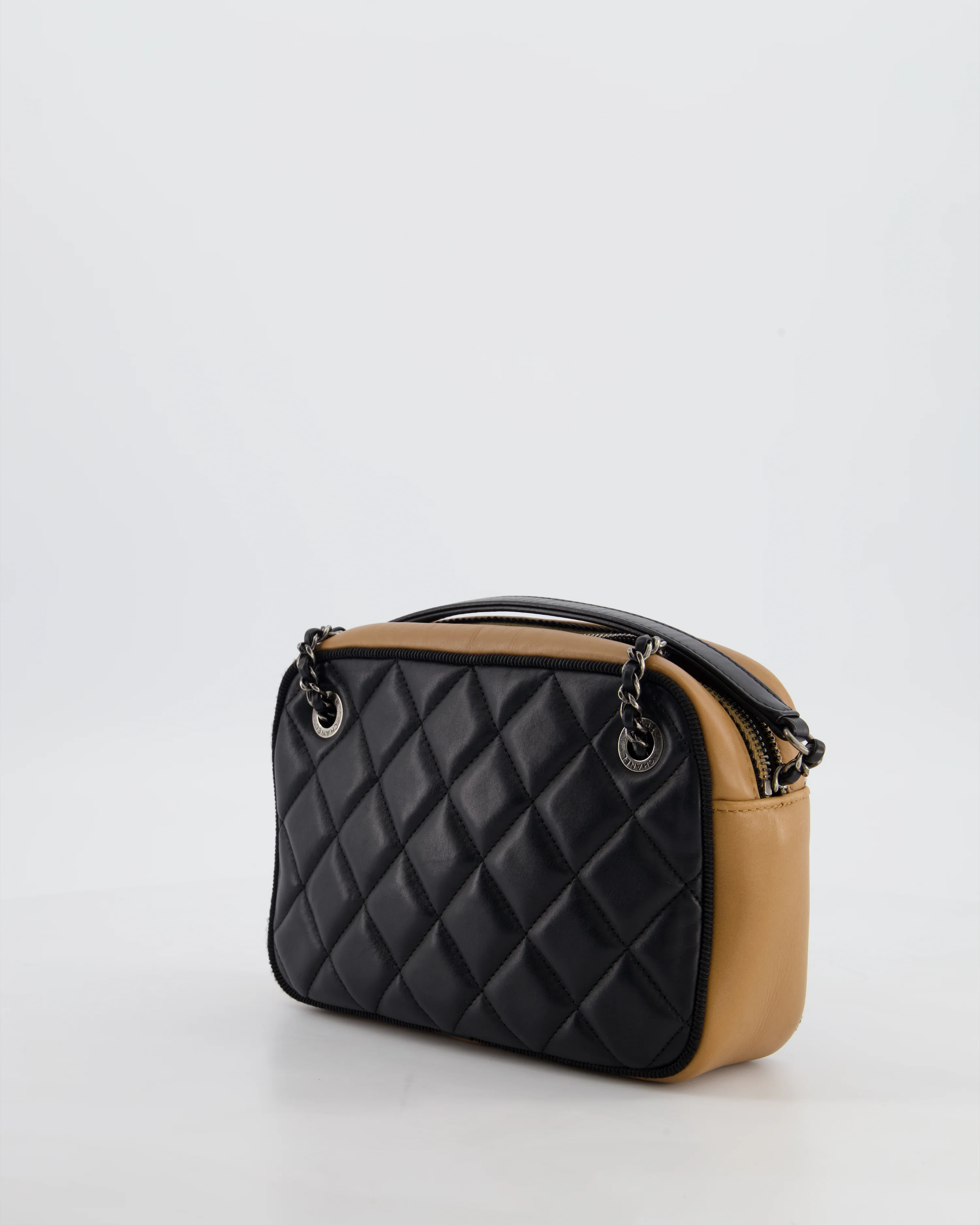 Chanel Black and Brown Two-Tone Quilted Camera Bag in Quilted Lambskin Leather with Ruthenium Hardware - Image 8
