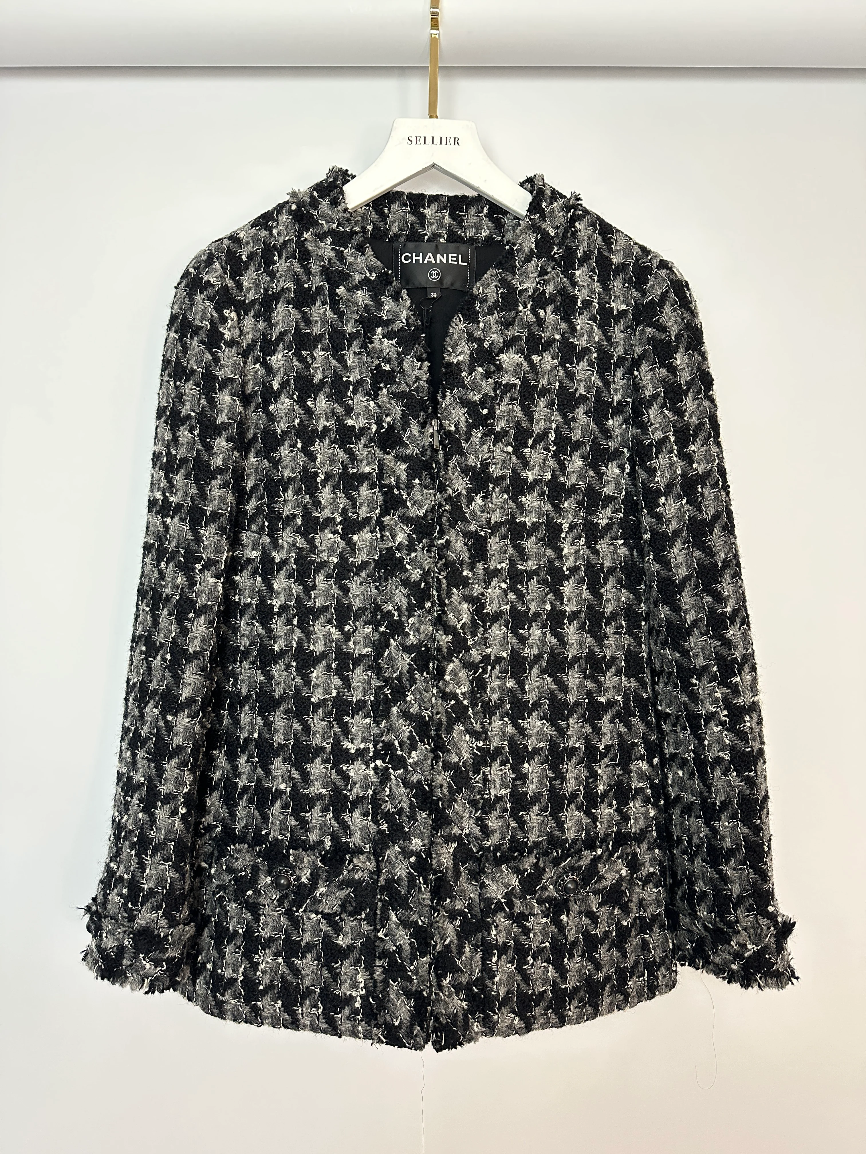 Chanel Black, Grey Tweed Large Houndstooth Jacket with Front Pockets and Black Leather Button Details, Size FR 38 (UK 10) - Image 8